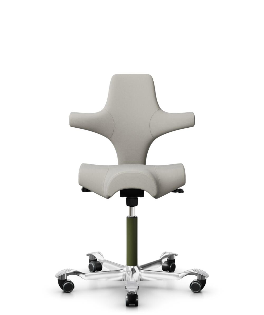 HÅG Capisco 8106 - Steelcut Trio 3 (Kvadrat) - Wol / Polyamide - STT213 - Light beige - Framekleur - Moss Grey - Gasveer - 265 mm (Zithoogte 53-79cm) - Vloercontact - Harde wielen t.b.v. zachte vloeren - Voetenring - Nee, geen voetenring - Voetster - J... - 1