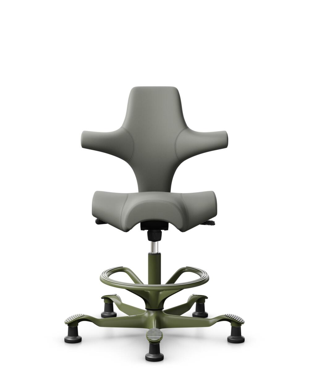 HÅG Capisco 8106 - Paloma Soft (Wollsdorf) - Semi-aniline Leder - PL55115 Warm grey - Framekleur - Moss Grey - Gasveer - 200 mm (Zithoogte 46-64cm) - Vloercontact - Glijdoppen - Voetenring - Ja, in framekleur - Voetster - Nee, voetster in framekleur - 2