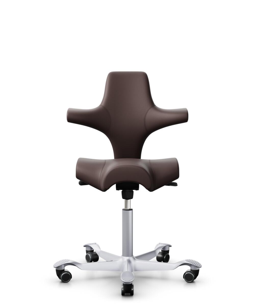 HÅG Capisco 8106 - Paloma Soft (Wollsdorf) - Semi-aniline Leder - PL55130 Dark brown - Framekleur - Zilver - Gasveer - 265 mm (Zithoogte 53-79cm) - Vloercontact - Zachte wielen t.b.v. harde vloeren - Voetenring - Nee, geen voetenring - Voetster - Nee, ... - 1