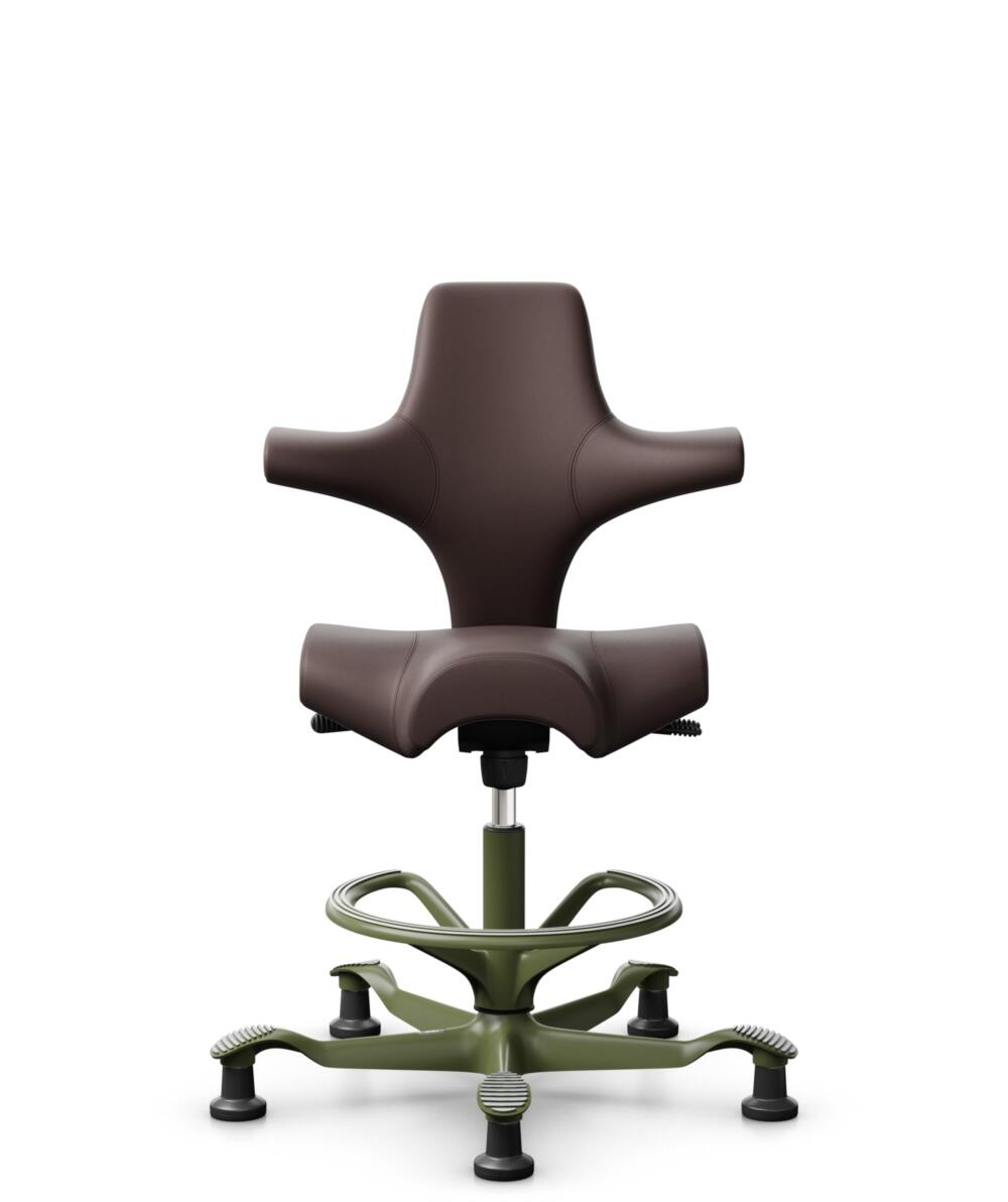 HÅG Capisco 8106 - Paloma Soft (Wollsdorf) - Semi-aniline Leder - PL55130 Dark brown - Framekleur - Moss Grey - Gasveer - 265 mm (Zithoogte 53-79cm) - Vloercontact - Glijdoppen - Voetenring - Ja, in framekleur - Voetster - Nee, voetster in framekleur - 3