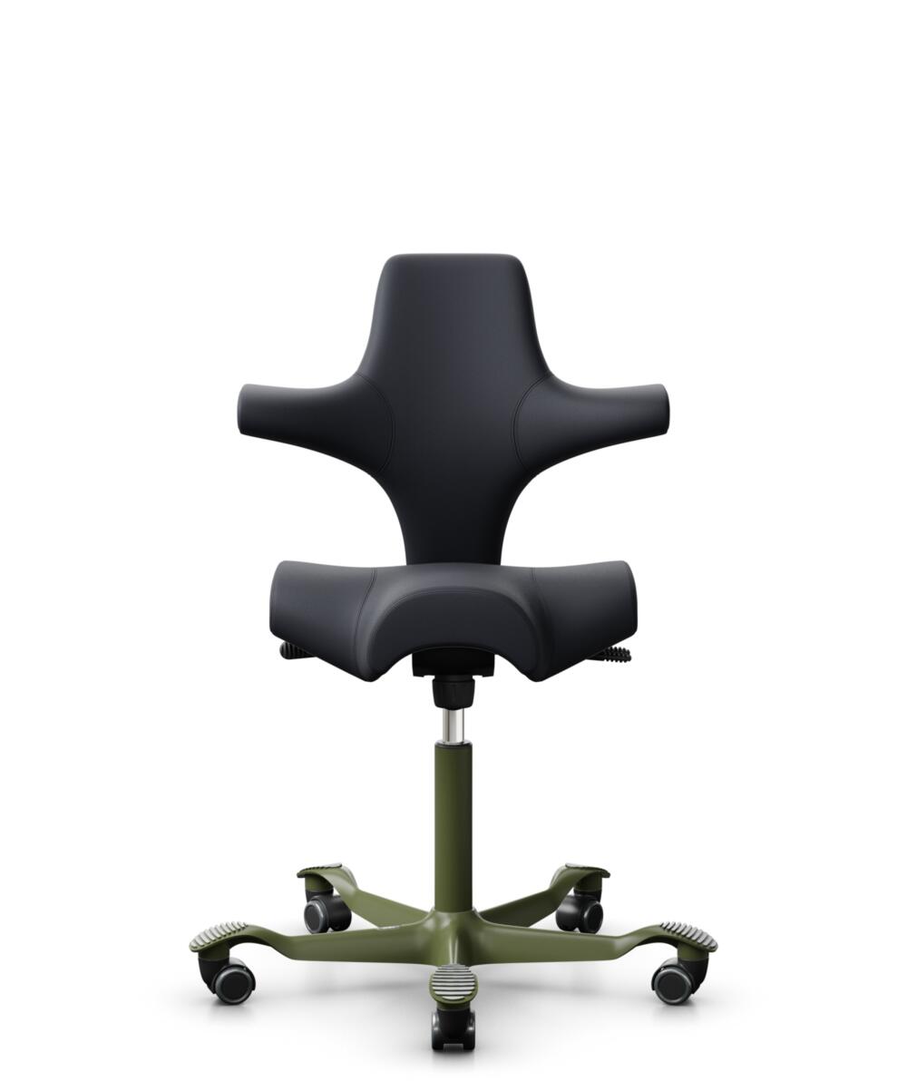 HÅG Capisco 8106 - Paloma Soft (Wollsdorf) - Semi-aniline Leder - PL55185 Charcoal - Framekleur - Moss Grey - Gasveer - 200 mm (Zithoogte 46-64cm) - Vloercontact - Harde wielen t.b.v. zachte vloeren - Voetenring - Nee, geen voetenring - Voetster - Nee,... - 2