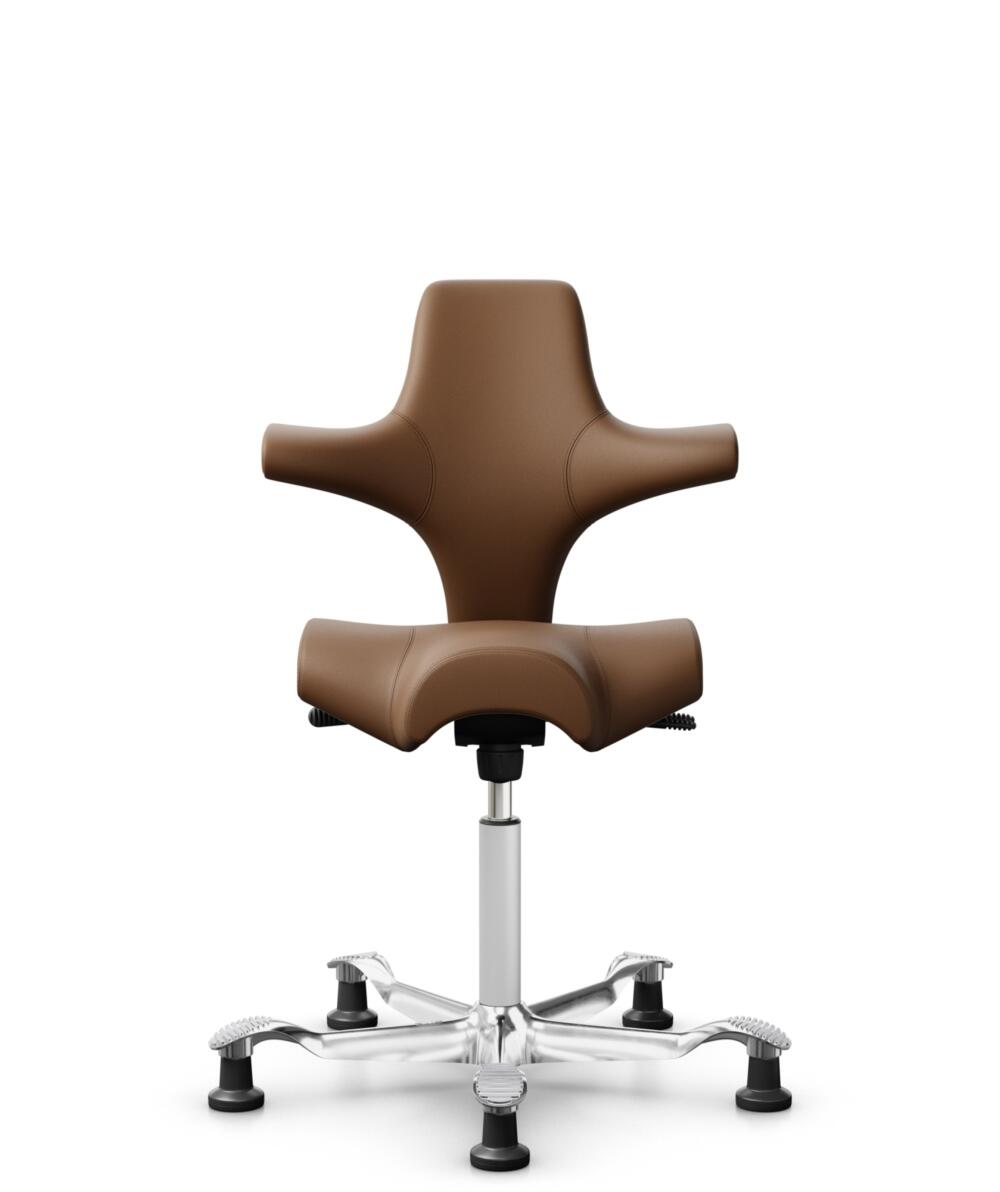 HÅG Capisco 8106 - Paloma Soft (Wollsdorf) - Semi-aniline Leder - PL05429 Cognac - Framekleur - Wit - Gasveer - 150 mm (Zithoogte 40-55cm) - Vloercontact - Glijdoppen - Voetenring - Nee, geen voetenring - Voetster - Ja, voetster in gepolijst aluminium - 1