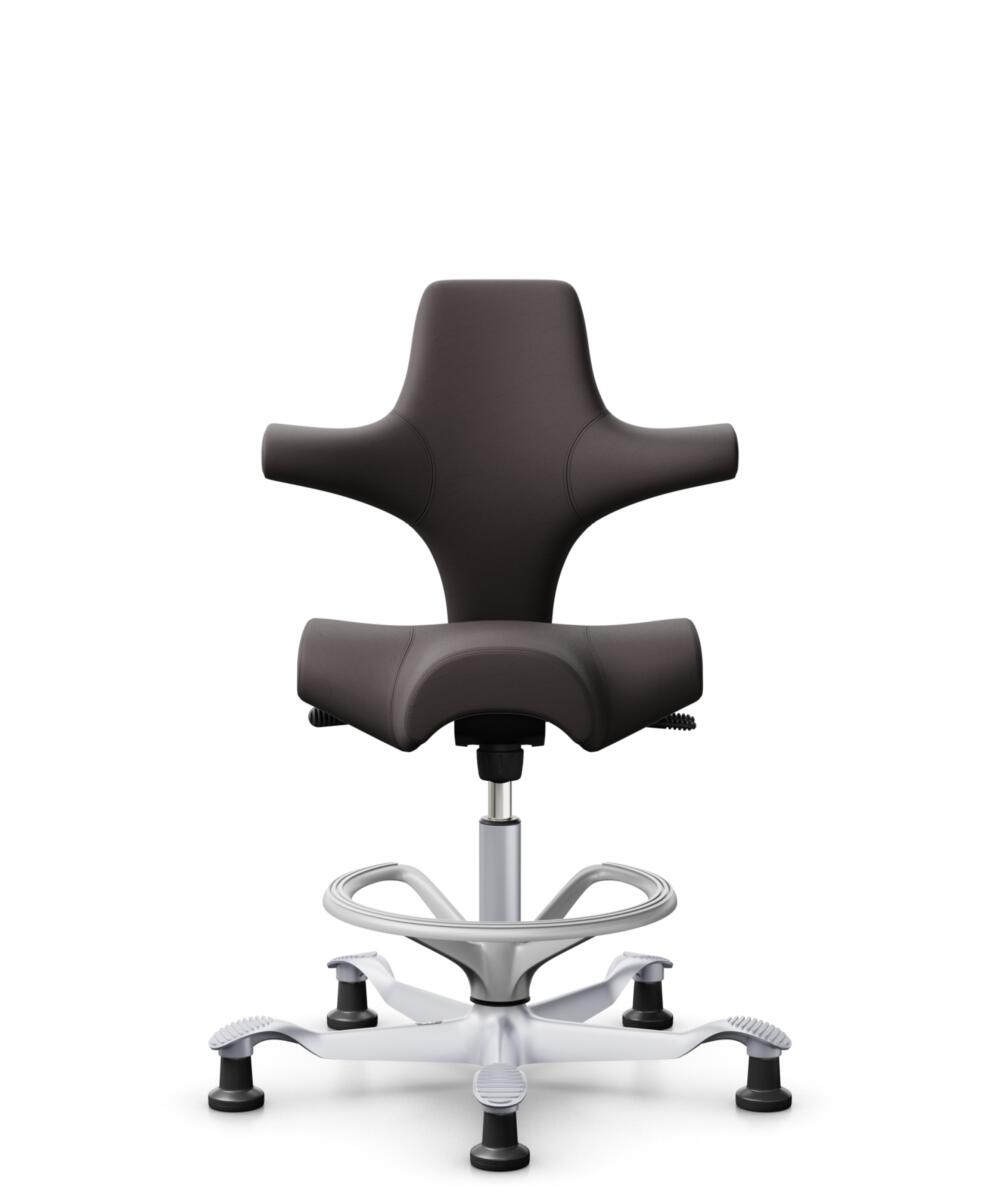 HÅG Capisco 8106 - Elmosoft (Elmo) - Semi-aniline Leder - EL93068 - Dark brown - Framekleur - Zilver - Gasveer - 200 mm (Zithoogte 46-64cm) - Vloercontact - Glijdoppen - Voetenring - Ja, in framekleur - Voetster - Nee, voetster in framekleur - 1