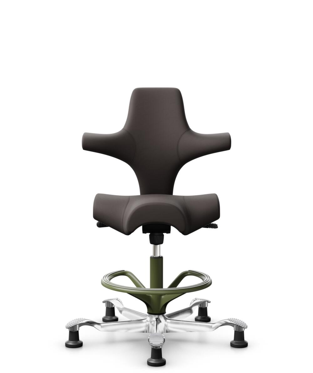 HÅG Capisco 8106 - Elmosoft (Elmo) - Semi-aniline Leder - EL93068 - Dark brown - Framekleur - Moss Grey - Gasveer - 200 mm (Zithoogte 46-64cm) - Vloercontact - Glijdoppen - Voetenring - Ja, in framekleur - Voetster - Ja, voetster in gepolijst aluminium - 3