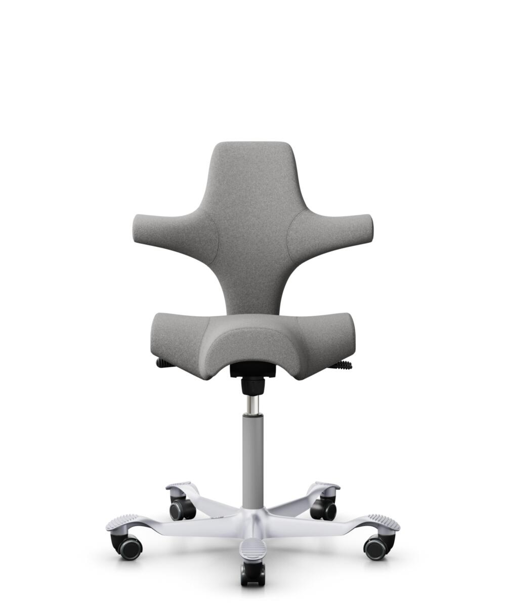 HÅG Capisco 8106 - Cura Loop (Gabriel) - Gerecycled Polyester - CLP60110 Light grey - Framekleur - Zilver - Gasveer - 200 mm (Zithoogte 46-64cm) - Vloercontact - Zachte wielen t.b.v. harde vloeren - Voetenring - Nee, geen voetenring - Voetster - Nee, v... - 1