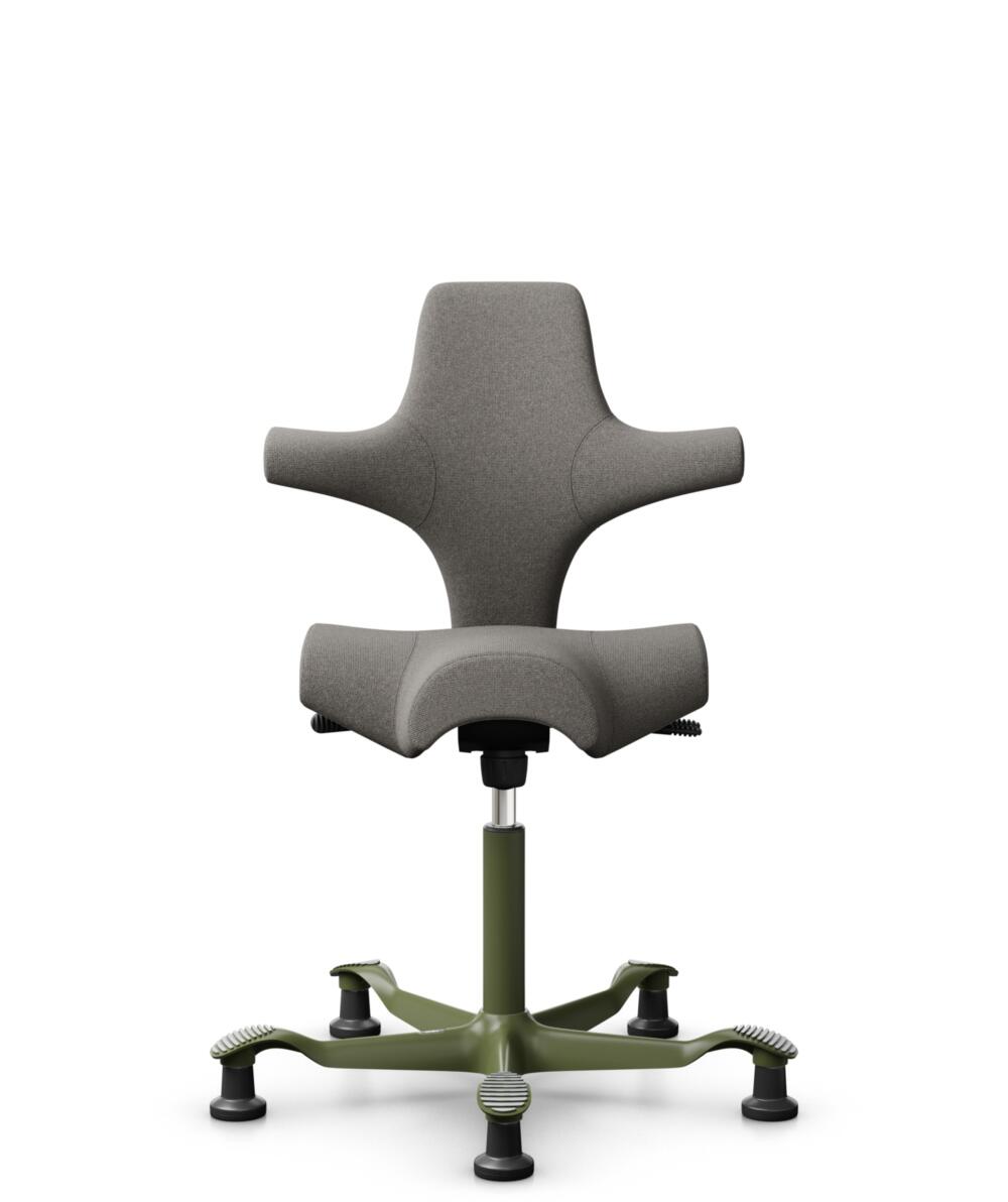 HÅG Capisco 8106 - Cura Loop (Gabriel) - Gerecycled Polyester - CLP61168 Beige-grey - Framekleur - Moss Grey - Gasveer - 265 mm (Zithoogte 53-79cm) - Vloercontact - Glijdoppen - Voetenring - Nee, geen voetenring - Voetster - Nee, voetster in framekleur - 1