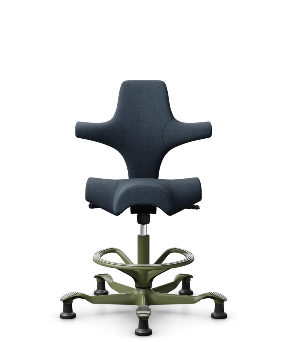 HÅG Capisco 8106 - Cura Loop (Gabriel) - Gerecycled Polyester - CLP66165 Blue - Framekleur - Moss Grey - Gasveer - 200 mm (Zithoogte 46-64cm) - Vloercontact - Glijdoppen - Voetenring - Ja, in framekleur - Voetster - Nee, voetster in framekleur - 1