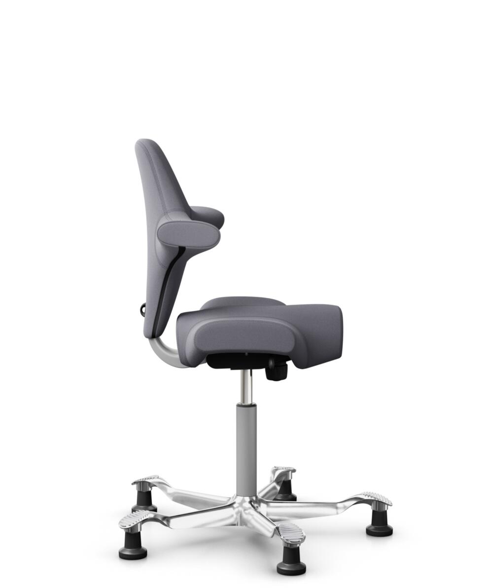 HÅG Capisco 8106 - Xtreme (Camira) - Gerecycled Polyester - EXR081 - Grey - Framekleur - Zilver - Gasveer - 265 mm (Zithoogte 53-79cm) - Vloercontact - Glijdoppen - Voetenring - Nee, geen voetenring - Voetster - Ja, voetster in gepolijst aluminium - 2