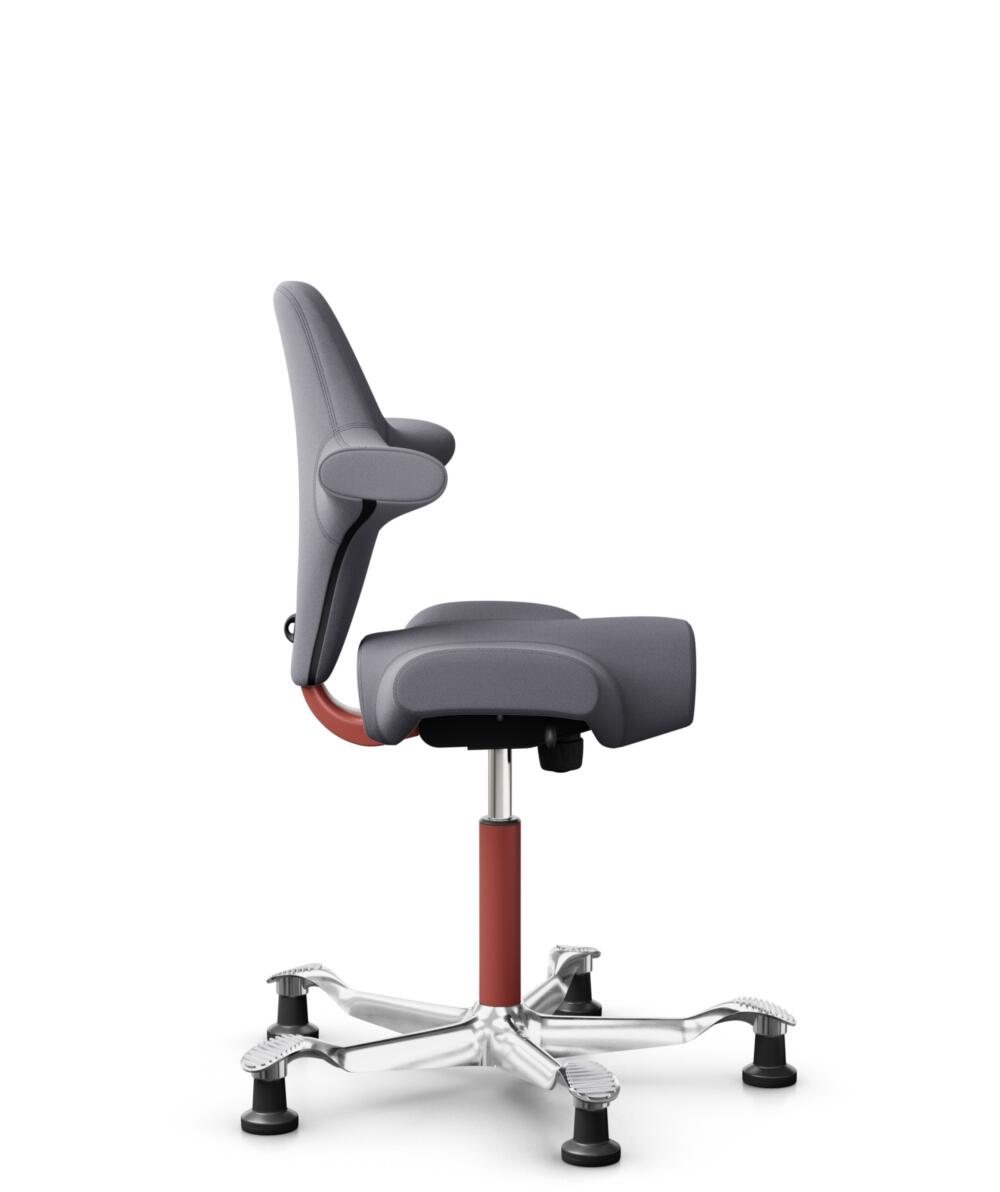 HÅG Capisco 8106 - Xtreme (Camira) - Gerecycled Polyester - EXR081 - Grey - Framekleur - Blush Rose - Gasveer - 265 mm (Zithoogte 53-79cm) - Vloercontact - Glijdoppen - Voetenring - Nee, geen voetenring - Voetster - Ja, voetster in gepolijst aluminium - 2