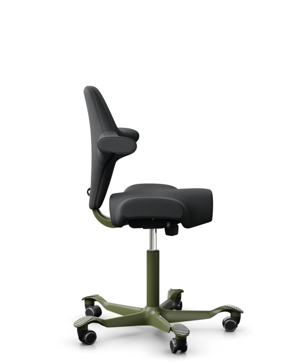 HÅG Capisco 8106 - Select (Gabriel) - Wol / Polyamide - SC60051 - Charcoal - Framekleur - Moss Grey - Gasveer - 150 mm (Zithoogte 40-55cm) - Vloercontact - Zachte wielen t.b.v. harde vloeren - Voetenring - Nee, geen voetenring - Voetster - Nee, voetste... - 2
