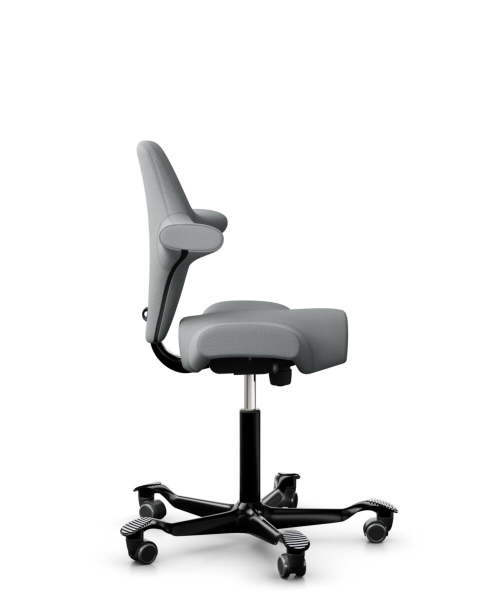 HÅG Capisco 8106 - Select (Gabriel) - Wol / Polyamide - SC60131 - Light ash grey - Framekleur - Zwart - Gasveer - 265 mm (Zithoogte 53-79cm) - Vloercontact - Zachte wielen t.b.v. harde vloeren - Voetenring - Nee, geen voetenring - Voetster - Nee, voets... - 3