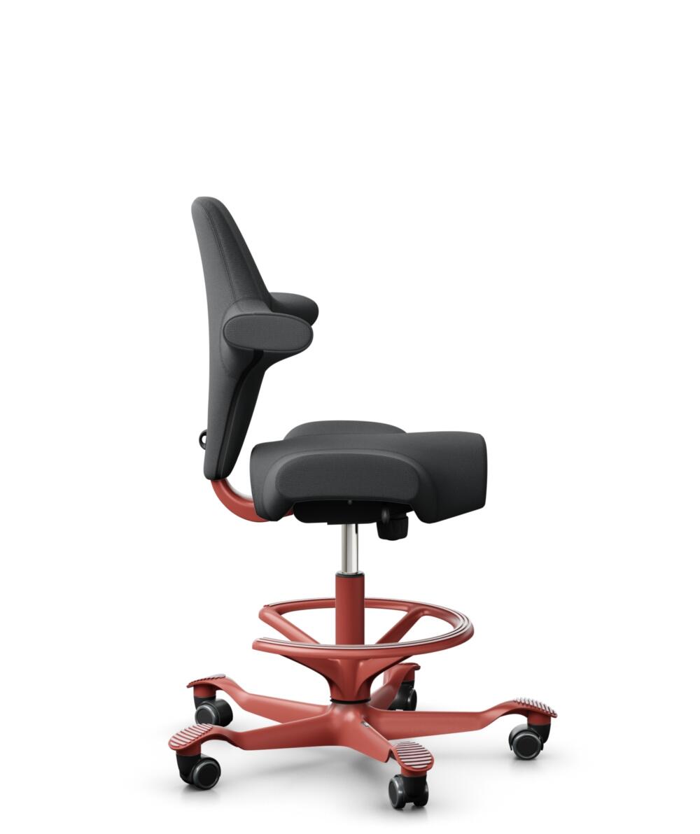 HÅG Capisco 8106 - Select (Gabriel) - Wol / Polyamide - SC60134 - Dark Grey - Framekleur - Blush Rose - Gasveer - 265 mm (Zithoogte 53-79cm) - Vloercontact - Harde wielen t.b.v. zachte vloeren - Voetenring - Ja, in framekleur - Voetster - Nee, voetster... - 2
