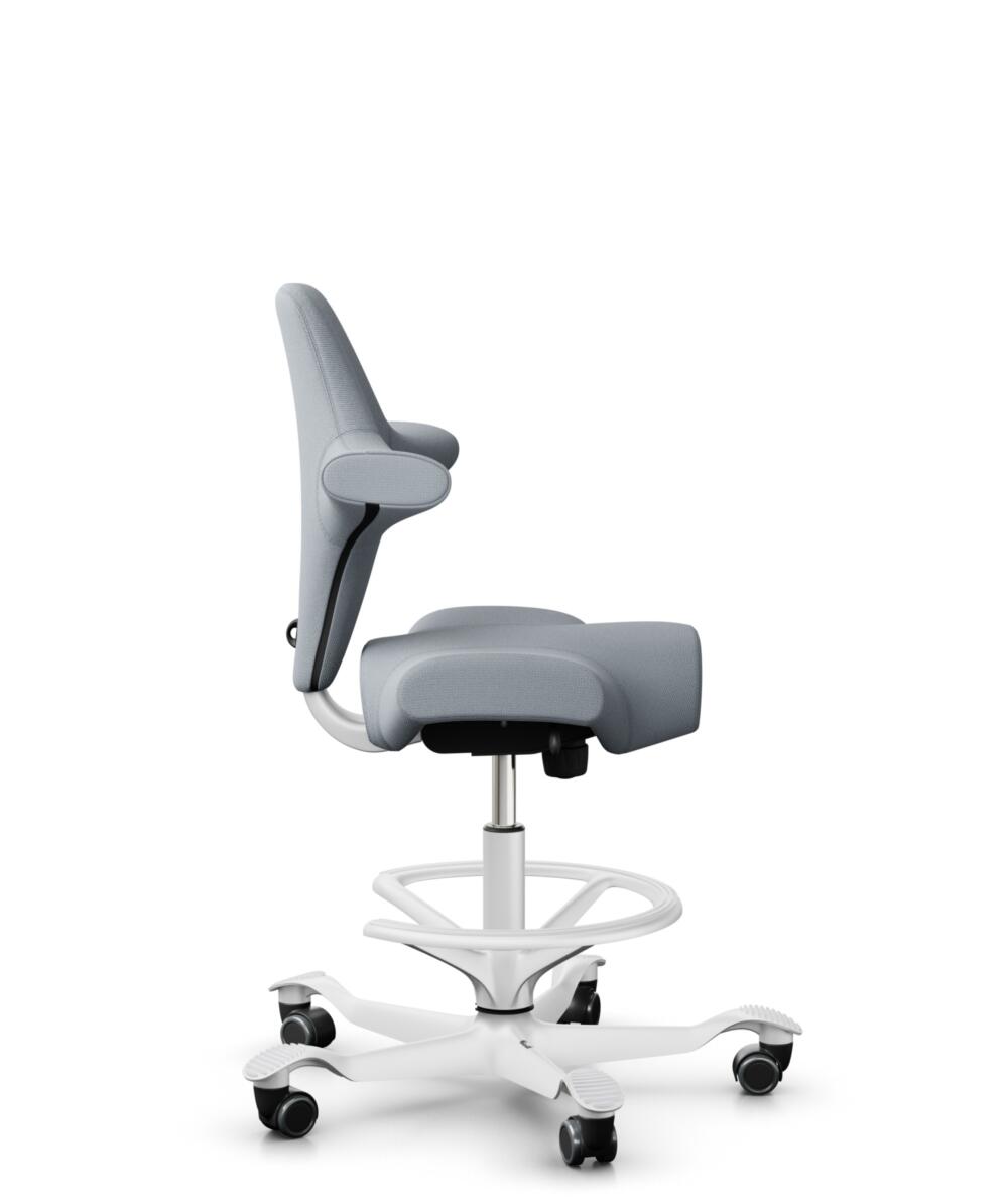 HÅG Capisco 8106 - Select (Gabriel) - Wol / Polyamide - SC60139 - Light grey - Framekleur - Zilver - Gasveer - 265 mm (Zithoogte 53-79cm) - Vloercontact - Harde wielen t.b.v. zachte vloeren - Voetenring - Ja, in framekleur - Voetster - Nee, voetster in... - 2