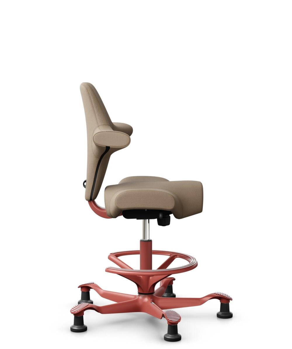 HÅG Capisco 8106 - Select (Gabriel) - Wol / Polyamide - SC61184 - Light brown - Framekleur - Blush Rose - Gasveer - 200 mm (Zithoogte 46-64cm) - Vloercontact - Glijdoppen - Voetenring - Ja, in framekleur - Voetster - Nee, voetster in framekleur - 2