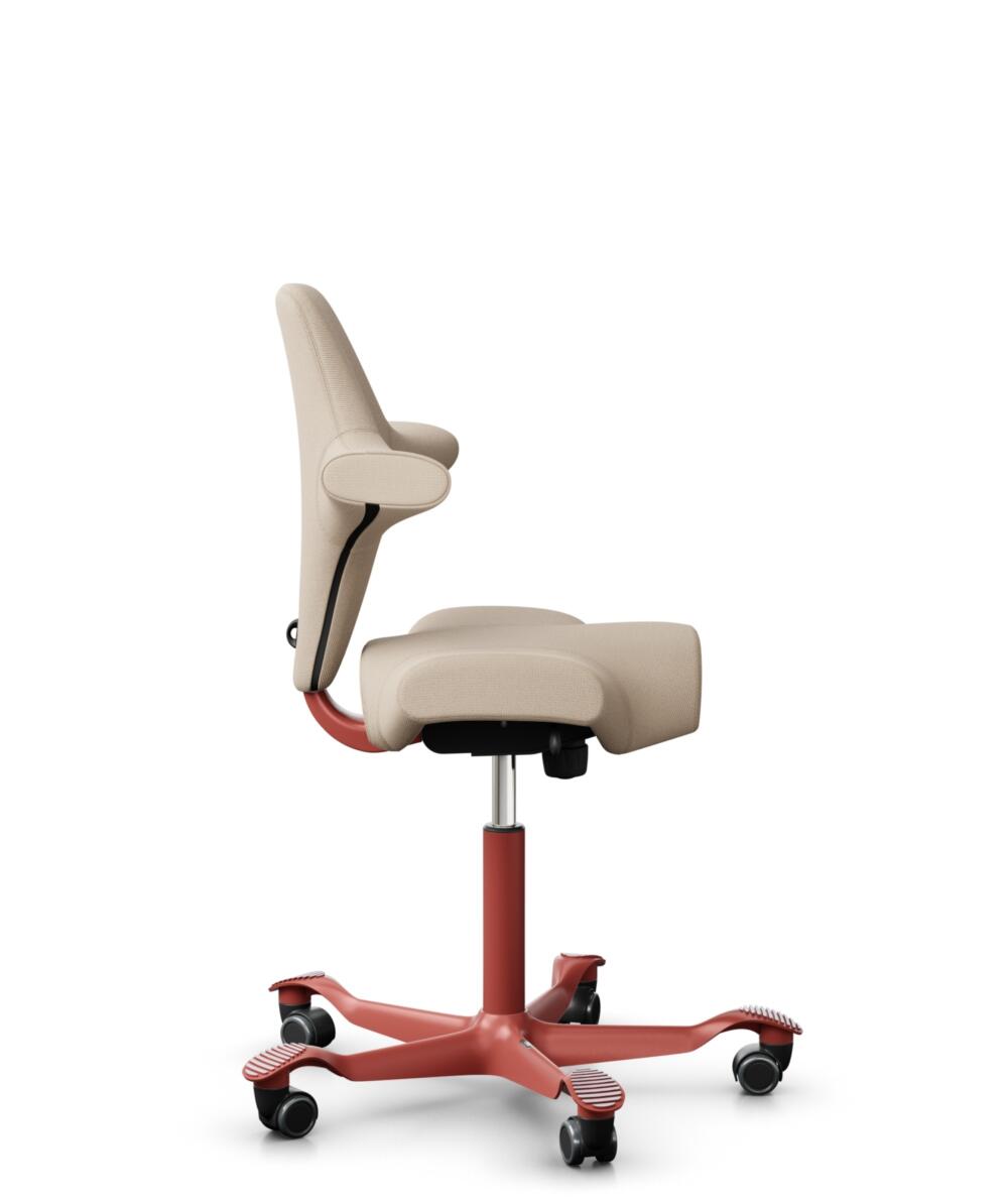 HÅG Capisco 8106 - Select (Gabriel) - Wol / Polyamide - SC61188 - Light beige - Framekleur - Blush Rose - Gasveer - 150 mm (Zithoogte 40-55cm) - Vloercontact - Harde wielen t.b.v. zachte vloeren - Voetenring - Nee, geen voetenring - Voetster - Nee, voe... - 2