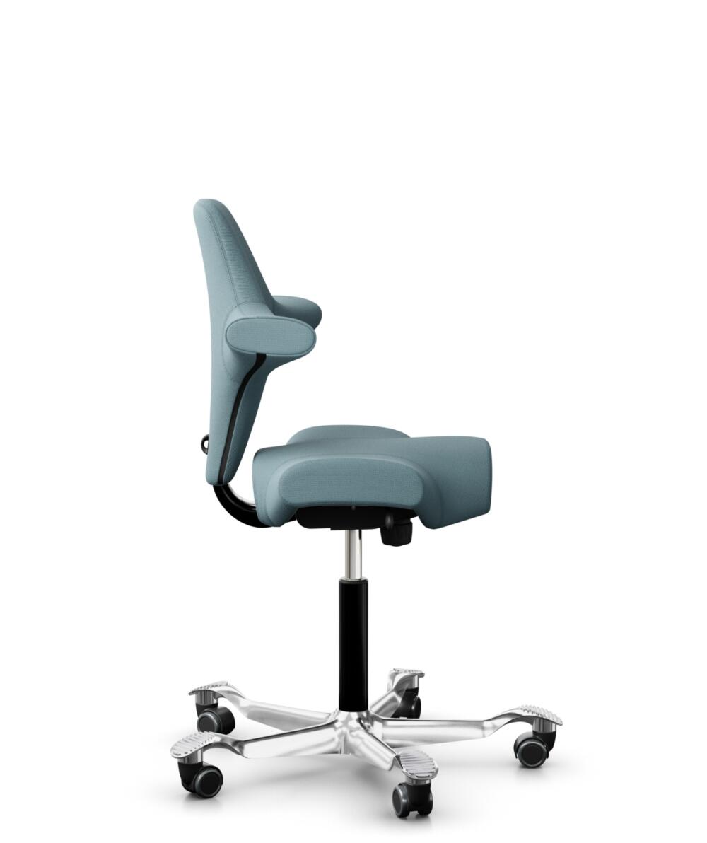 HÅG Capisco 8106 - Select (Gabriel) - Wol / Polyamide - SC67098 - Glacier blue - Framekleur - Zwart - Gasveer - 150 mm (Zithoogte 40-55cm) - Vloercontact - Zachte wielen t.b.v. harde vloeren - Voetenring - Nee, geen voetenring - Voetster - Ja, voetster... - 2