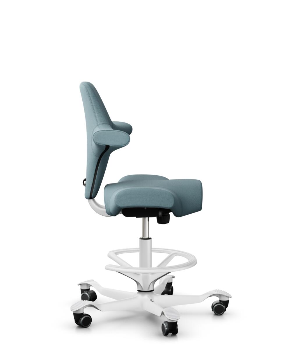 HÅG Capisco 8106 - Select (Gabriel) - Wol / Polyamide - SC67098 - Glacier blue - Framekleur - Wit - Gasveer - 200 mm (Zithoogte 46-64cm) - Vloercontact - Harde wielen t.b.v. zachte vloeren - Voetenring - Ja, in framekleur - Voetster - Nee, voetster in ... - 2