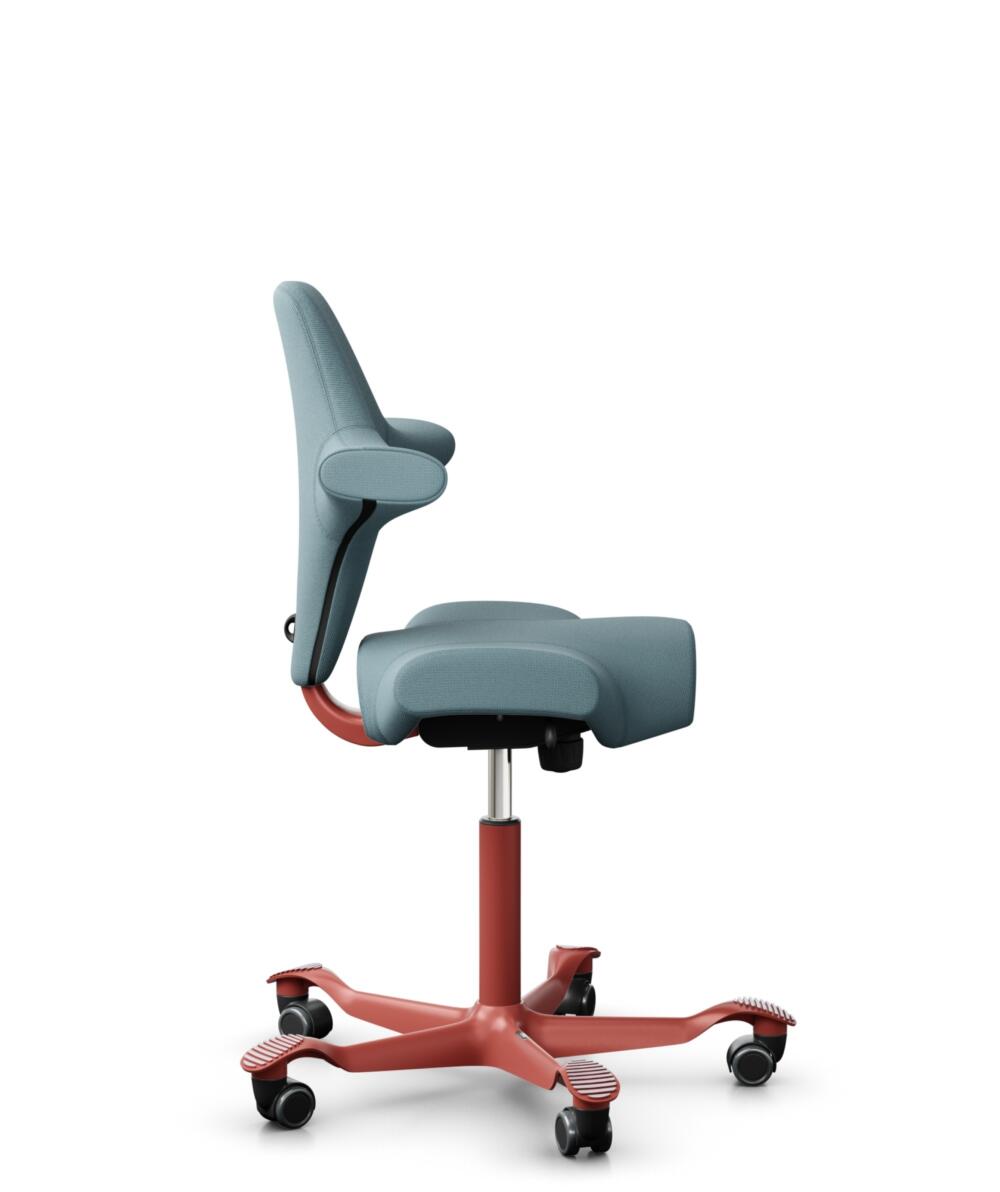 HÅG Capisco 8106 - Select (Gabriel) - Wol / Polyamide - SC67098 - Glacier blue - Framekleur - Blush Rose - Gasveer - 200 mm (Zithoogte 46-64cm) - Vloercontact - Harde wielen t.b.v. zachte vloeren - Voetenring - Nee, geen voetenring - Voetster - Nee, vo... - 2