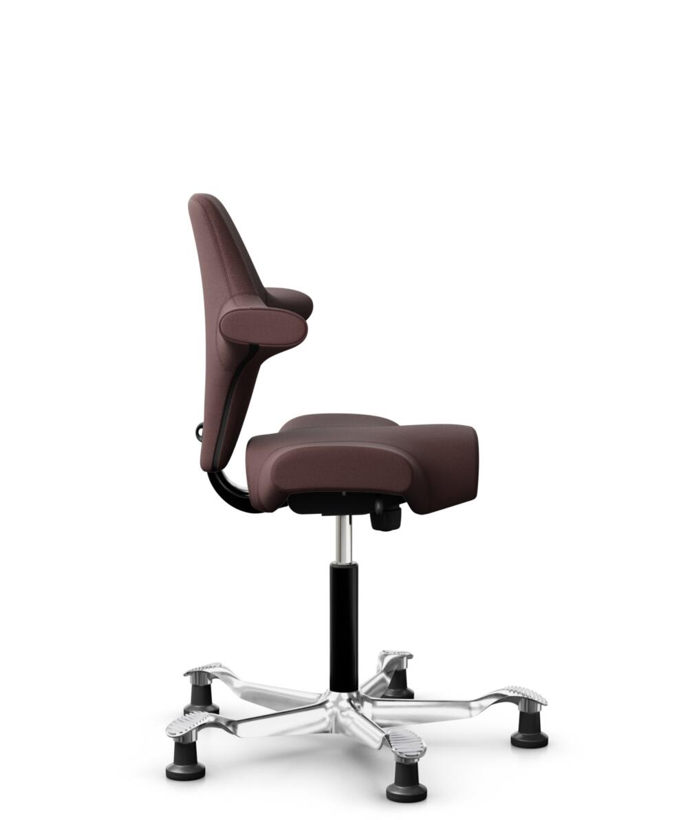 HÅG Capisco 8106 - Select (Gabriel) - Wol / Polyamide - SC61186 - Chestnut - Framekleur - Zwart - Gasveer - 150 mm (Zithoogte 40-55cm) - Vloercontact - Glijdoppen - Voetenring - Nee, geen voetenring - Voetster - Ja, voetster in gepolijst aluminium - 2