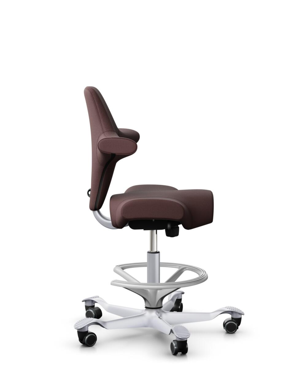 HÅG Capisco 8106 - Select (Gabriel) - Wol / Polyamide - SC61186 - Chestnut - Framekleur - Zilver - Gasveer - 200 mm (Zithoogte 46-64cm) - Vloercontact - Harde wielen t.b.v. zachte vloeren - Voetenring - Ja, in framekleur - Voetster - Nee, voetster in f... - 2