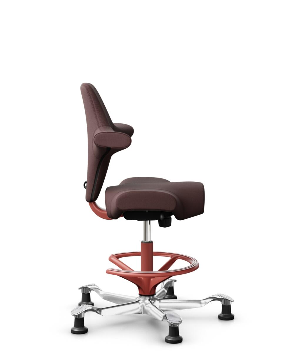 HÅG Capisco 8106 - Select (Gabriel) - Wol / Polyamide - SC61186 - Chestnut - Framekleur - Blush Rose - Gasveer - 200 mm (Zithoogte 46-64cm) - Vloercontact - Glijdoppen - Voetenring - Ja, in framekleur - Voetster - Ja, voetster in gepolijst aluminium - 2