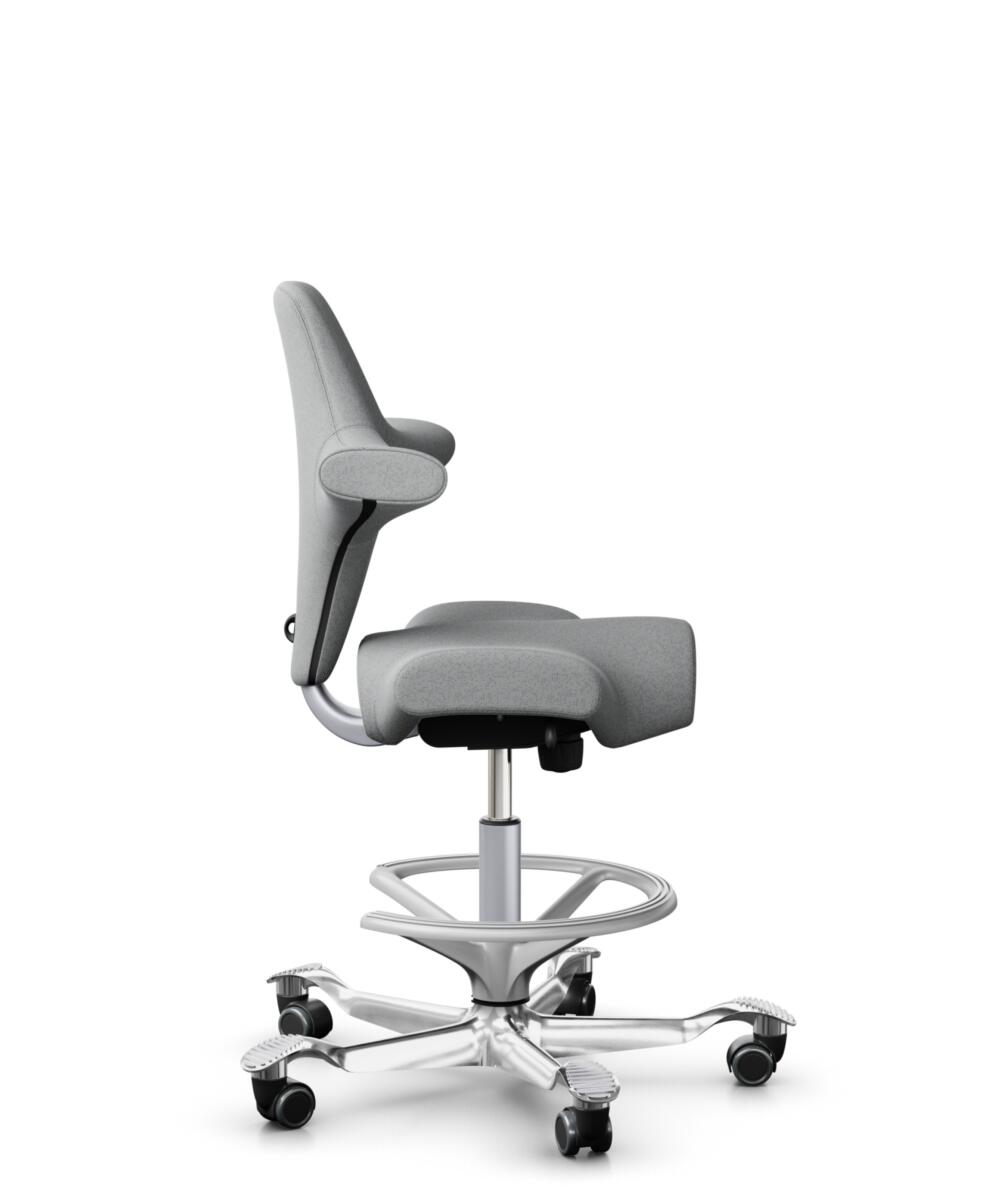 HÅG Capisco 8106 - Capture (Gabriel) - Wol / Polyamide - CPT4102 - Light grey - Framekleur - Zilver - Gasveer - 200 mm (Zithoogte 46-64cm) - Vloercontact - Zachte wielen t.b.v. harde vloeren - Voetenring - Ja, in framekleur - Voetster - Ja, voetster in... - 2