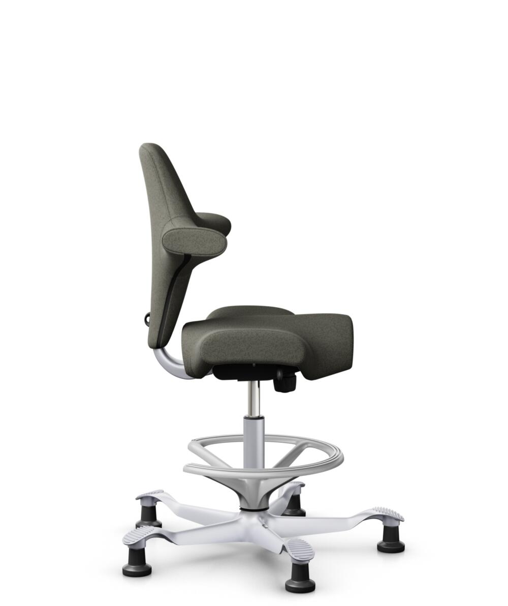 HÅG Capisco 8106 - Capture (Gabriel) - Wol / Polyamide - CPT4401 - Warm grey - Framekleur - Zilver - Gasveer - 265 mm (Zithoogte 53-79cm) - Vloercontact - Glijdoppen - Voetenring - Ja, in framekleur - Voetster - Nee, voetster in framekleur - 2