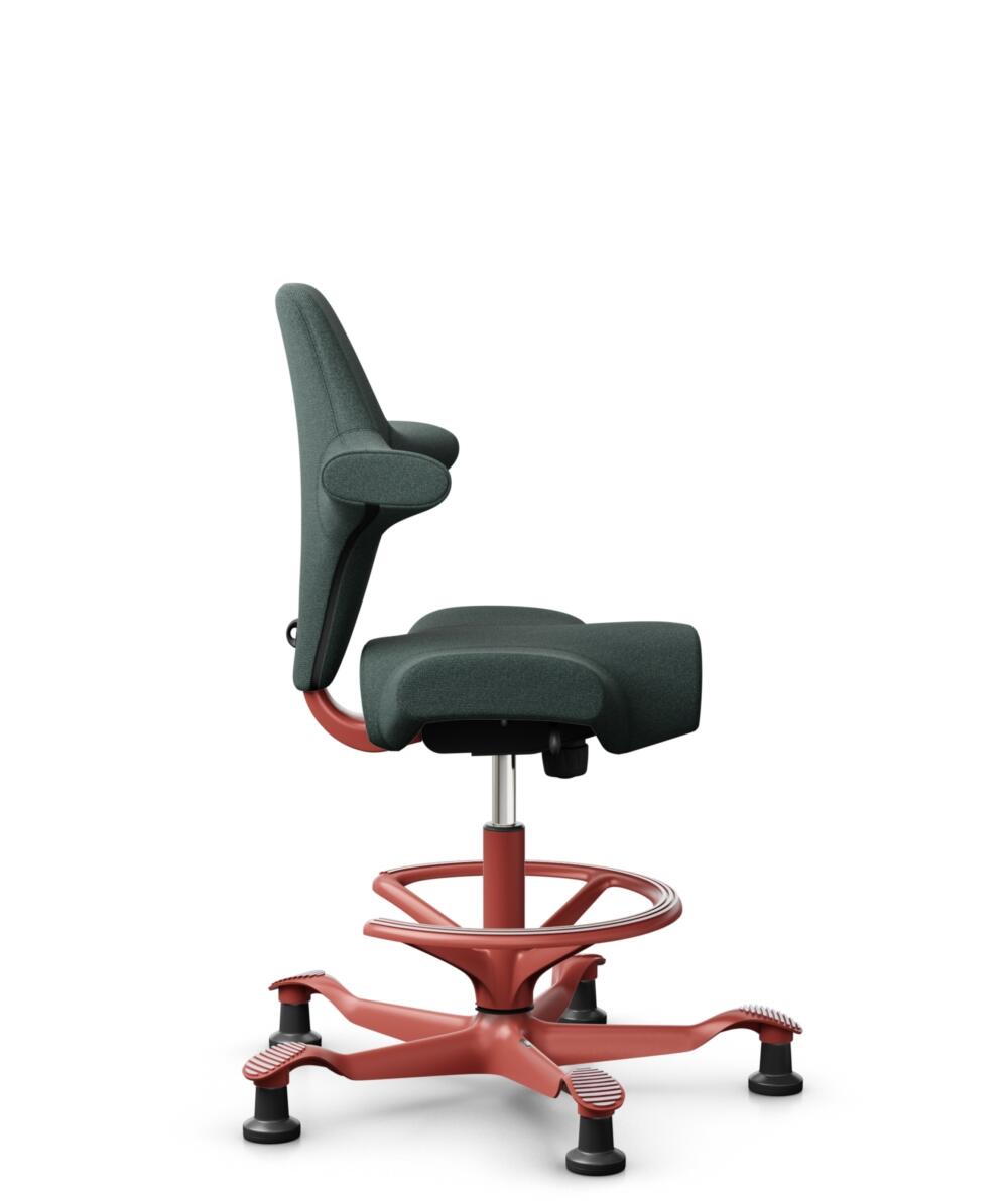 HÅG Capisco 8106 - Capture (Gabriel) - Wol / Polyamide - CPT6601 - Blue - Framekleur - Blush Rose - Gasveer - 265 mm (Zithoogte 53-79cm) - Vloercontact - Glijdoppen - Voetenring - Ja, in framekleur - Voetster - Nee, voetster in framekleur - 2