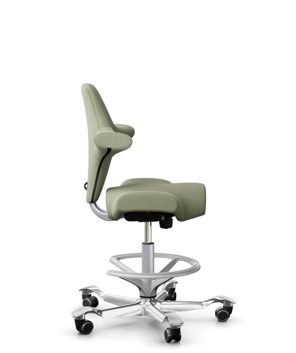 HÅG Capisco 8106 - Capture (Gabriel) - Wol / Polyamide - CPT5101 - Green-grey - Framekleur - Zilver - Gasveer - 200 mm (Zithoogte 46-64cm) - Vloercontact - Harde wielen t.b.v. zachte vloeren - Voetenring - Ja, in framekleur - Voetster - Ja, voetster in... - 2