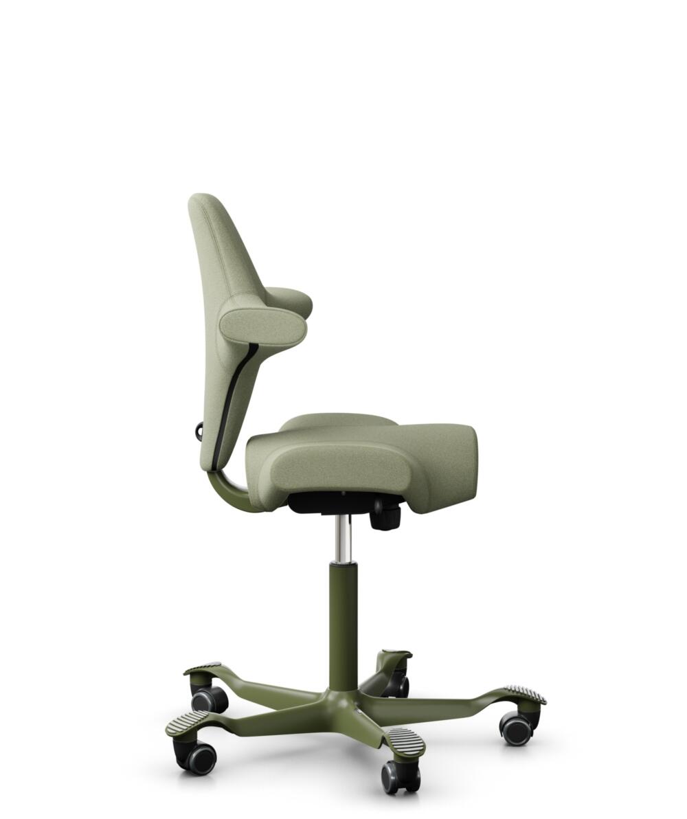 HÅG Capisco 8106 - Capture (Gabriel) - Wol / Polyamide - CPT5101 - Green-grey - Framekleur - Moss Grey - Gasveer - 150 mm (Zithoogte 40-55cm) - Vloercontact - Zachte wielen t.b.v. harde vloeren - Voetenring - Nee, geen voetenring - Voetster - Nee, voet... - 2