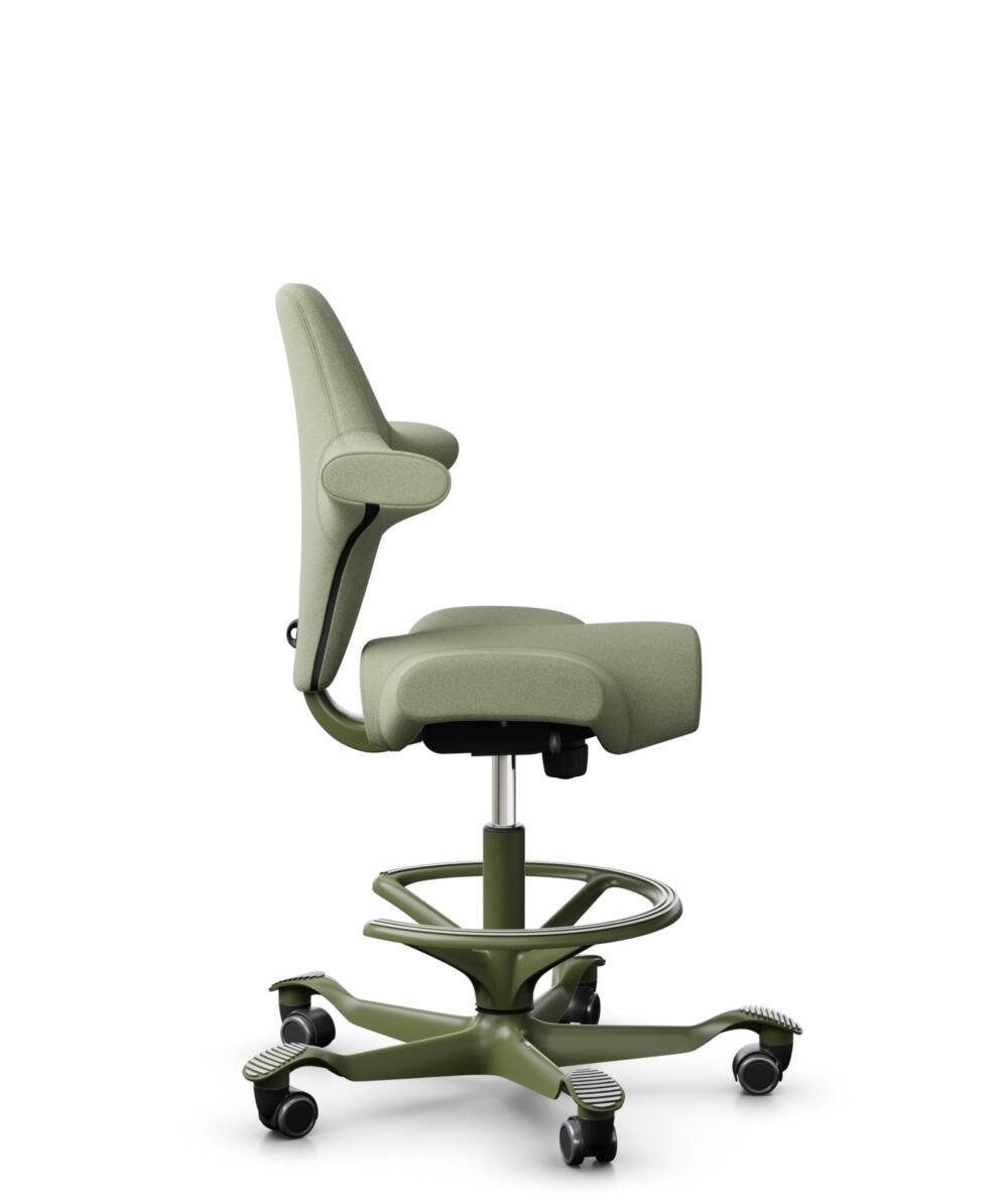 HÅG Capisco 8106 - Capture (Gabriel) - Wol / Polyamide - CPT5101 - Green-grey - Framekleur - Moss Grey - Gasveer - 200 mm (Zithoogte 46-64cm) - Vloercontact - Zachte wielen t.b.v. harde vloeren - Voetenring - Ja, in framekleur - Voetster - Nee, voetste... - 2