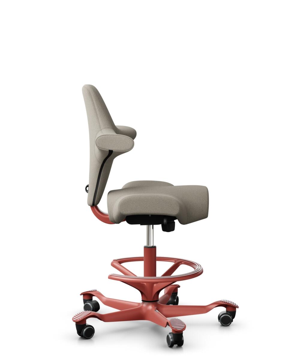 HÅG Capisco 8106 - Capture (Gabriel) - Wol / Polyamide - CPT5103 - Light beige - Framekleur - Blush Rose - Gasveer - 200 mm (Zithoogte 46-64cm) - Vloercontact - Zachte wielen t.b.v. harde vloeren - Voetenring - Ja, in framekleur - Voetster - Nee, voets... - 2
