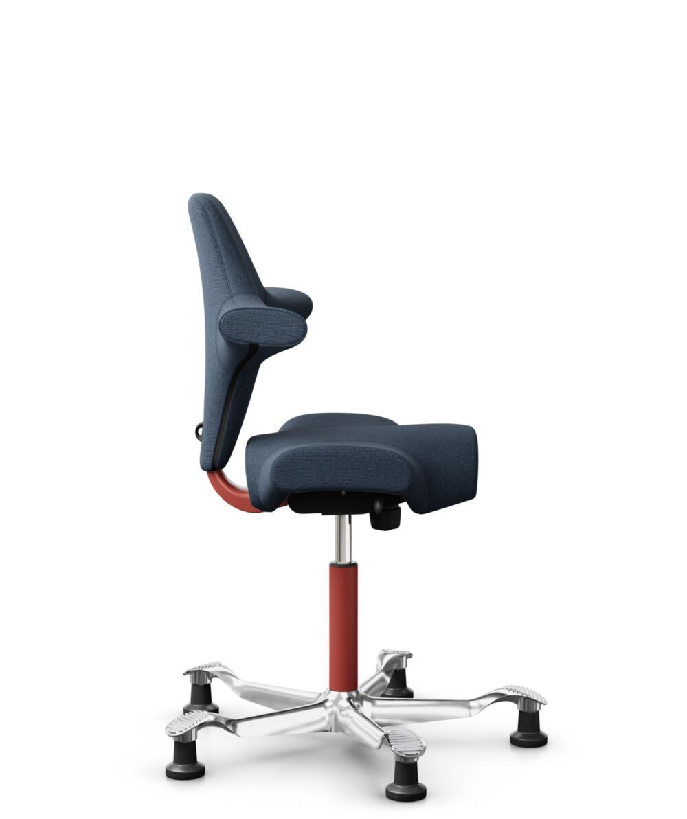 HÅG Capisco 8106 - Capture (Gabriel) - Wol / Polyamide - CPT6001 - Dark blue - Framekleur - Blush Rose - Gasveer - 150 mm (Zithoogte 40-55cm) - Vloercontact - Glijdoppen - Voetenring - Nee, geen voetenring - Voetster - Ja, voetster in gepolijst aluminium - 2
