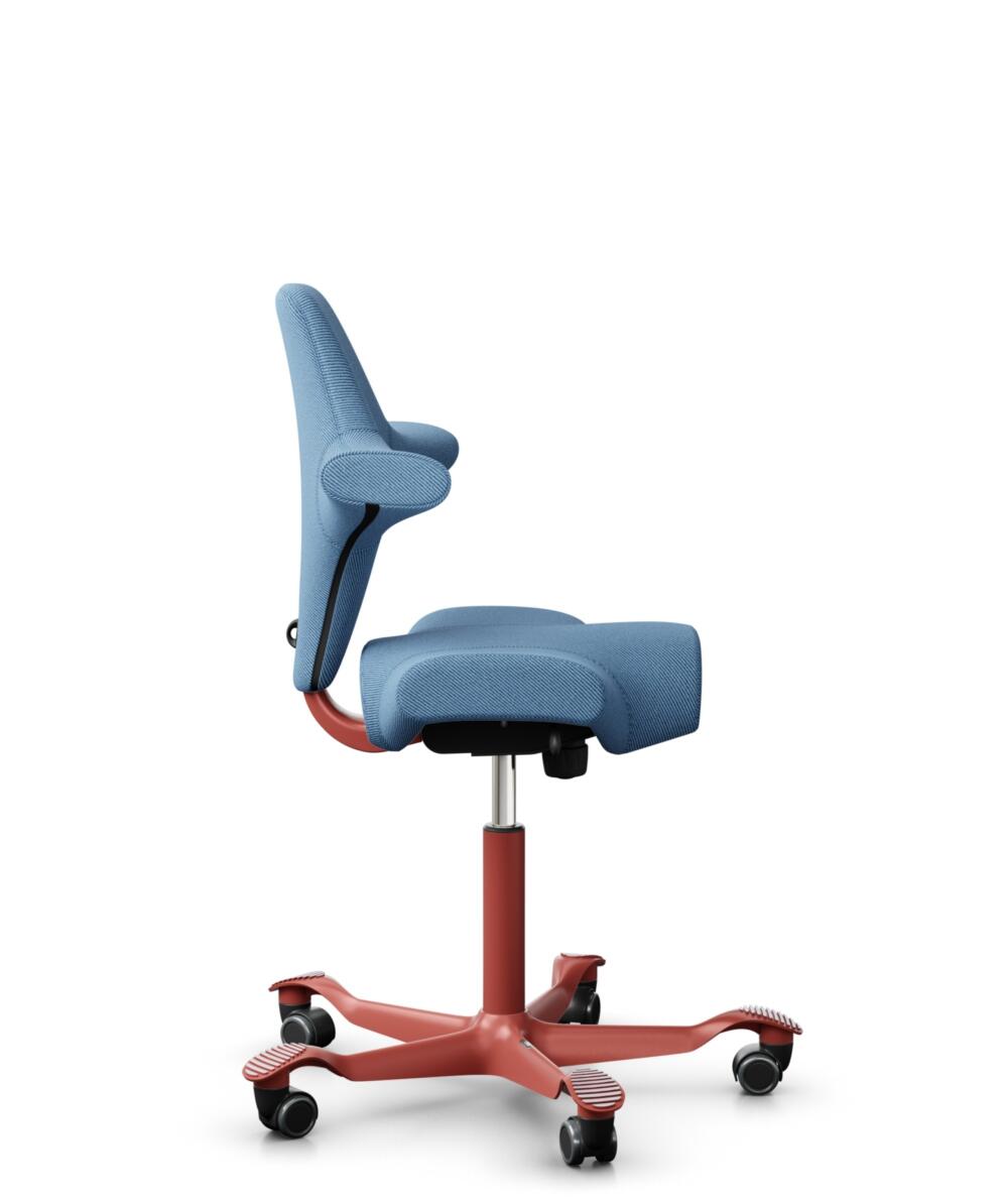 HÅG Capisco 8106 - Oceanic (Camira) - Gerecycled Polyester - OCI011 - Light blue - Framekleur - Blush Rose - Gasveer - 150 mm (Zithoogte 40-55cm) - Vloercontact - Harde wielen t.b.v. zachte vloeren - Voetenring - Nee, geen voetenring - Voetster - Nee, ... - 2