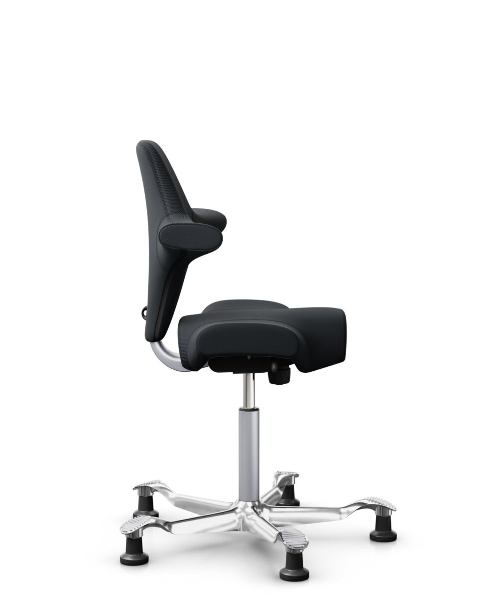 HÅG Capisco 8106 - Oceanic (Camira) - Gerecycled Polyester - OCI001 - Black - Framekleur - Zilver - Gasveer - 200 mm (Zithoogte 46-64cm) - Vloercontact - Glijdoppen - Voetenring - Nee, geen voetenring - Voetster - Ja, voetster in gepolijst aluminium - 2