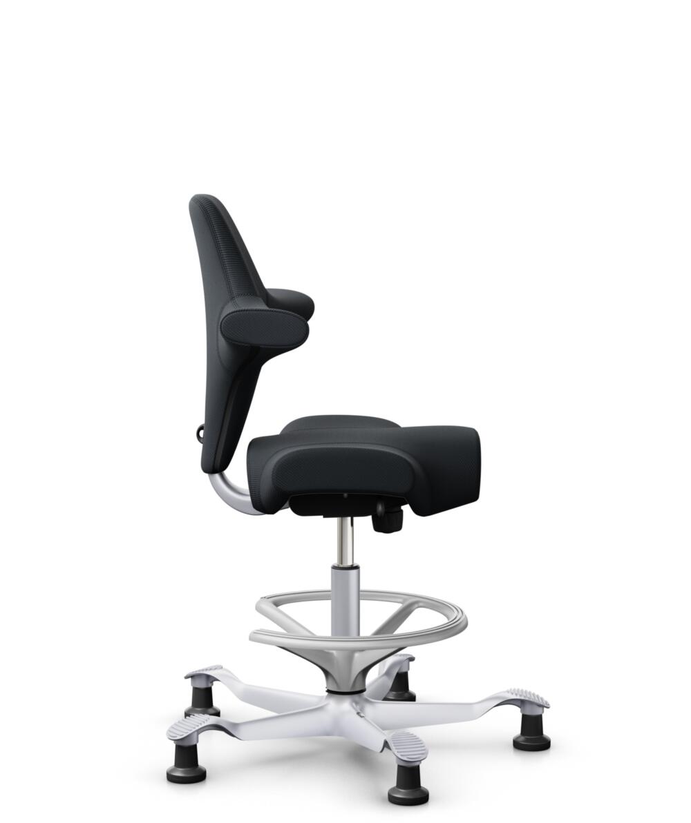 HÅG Capisco 8106 - Oceanic (Camira) - Gerecycled Polyester - OCI001 - Black - Framekleur - Zilver - Gasveer - 265 mm (Zithoogte 53-79cm) - Vloercontact - Glijdoppen - Voetenring - Ja, in framekleur - Voetster - Nee, voetster in framekleur - 2