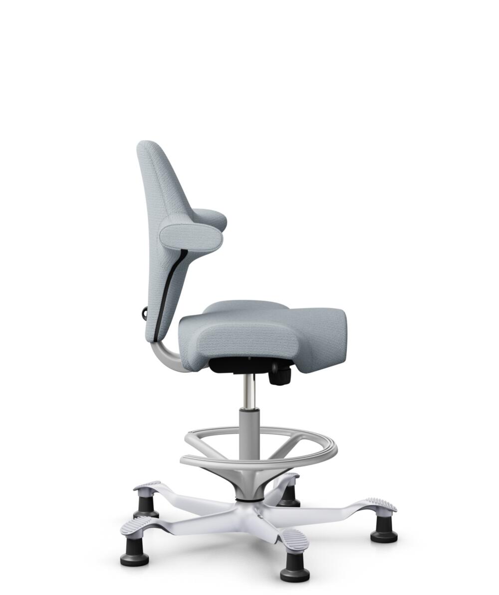 HÅG Capisco 8106 - Sirdal (GU) - Wol - SRD120 Light grey - Framekleur - Zilver - Gasveer - 265 mm (Zithoogte 53-79cm) - Vloercontact - Glijdoppen - Voetenring - Ja, in framekleur - Voetster - Nee, voetster in framekleur - 2