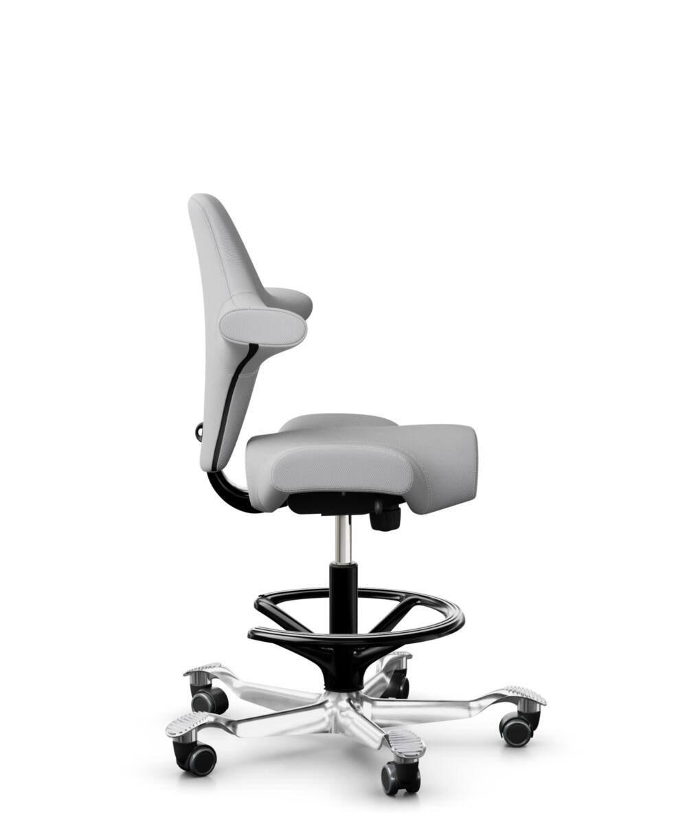 HÅG Capisco 8106 - Steelcut Trio 3 (Kvadrat) - Wol / Polyamide - STT133 - Light grey - Framekleur - Zwart - Gasveer - 200 mm (Zithoogte 46-64cm) - Vloercontact - Harde wielen t.b.v. zachte vloeren - Voetenring - Ja, in framekleur - Voetster - Ja, voets... - 2