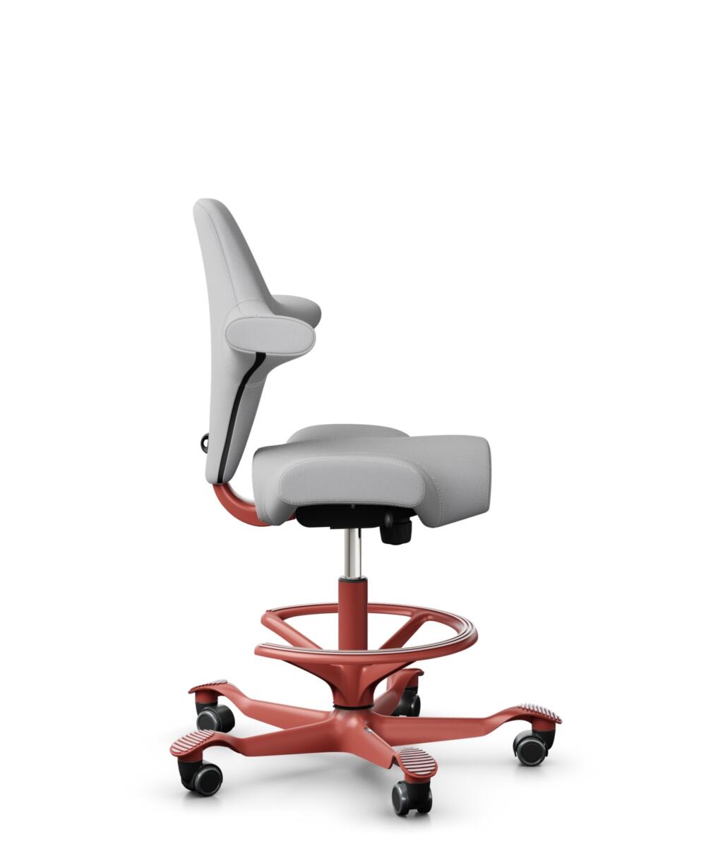 HÅG Capisco 8106 - Steelcut Trio 3 (Kvadrat) - Wol / Polyamide - STT133 - Light grey - Framekleur - Blush Rose - Gasveer - 200 mm (Zithoogte 46-64cm) - Vloercontact - Zachte wielen t.b.v. harde vloeren - Voetenring - Ja, in framekleur - Voetster - Nee,... - 2