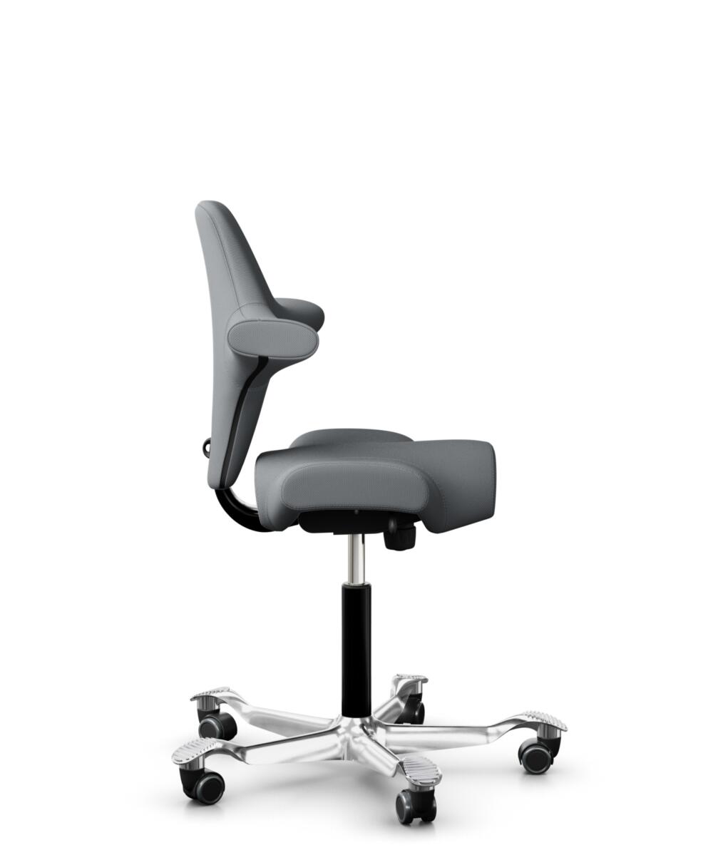 HÅG Capisco 8106 - Steelcut Trio 3 (Kvadrat) - Wol / Polyamide - STT153 - Grey - Framekleur - Zwart - Gasveer - 265 mm (Zithoogte 53-79cm) - Vloercontact - Zachte wielen t.b.v. harde vloeren - Voetenring - Nee, geen voetenring - Voetster - Ja, voetster... - 2