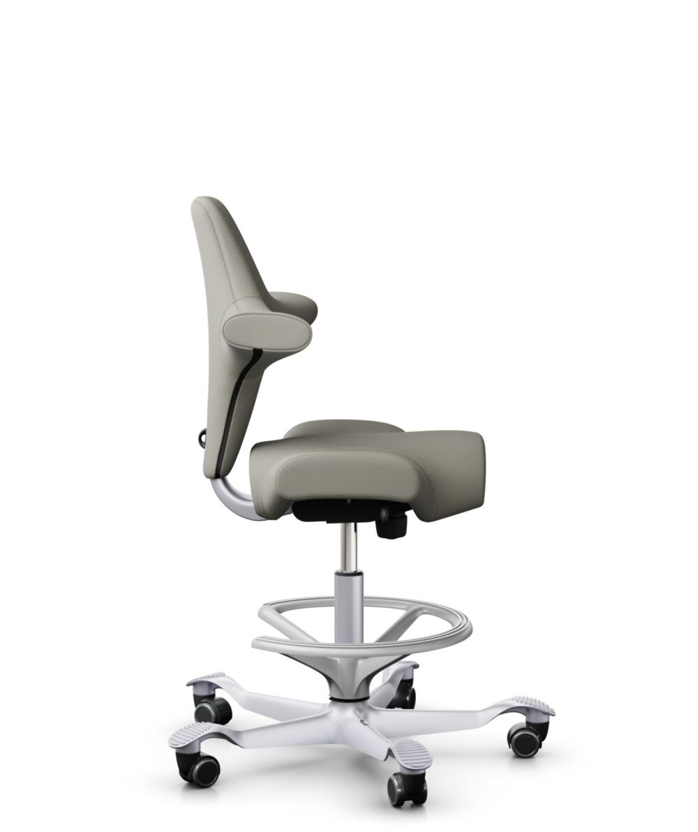 HÅG Capisco 8106 - Steelcut Trio 3 (Kvadrat) - Wol / Polyamide - STT253 - Beige-grey - Framekleur - Zilver - Gasveer - 265 mm (Zithoogte 53-79cm) - Vloercontact - Zachte wielen t.b.v. harde vloeren - Voetenring - Ja, in framekleur - Voetster - Nee, voe... - 2