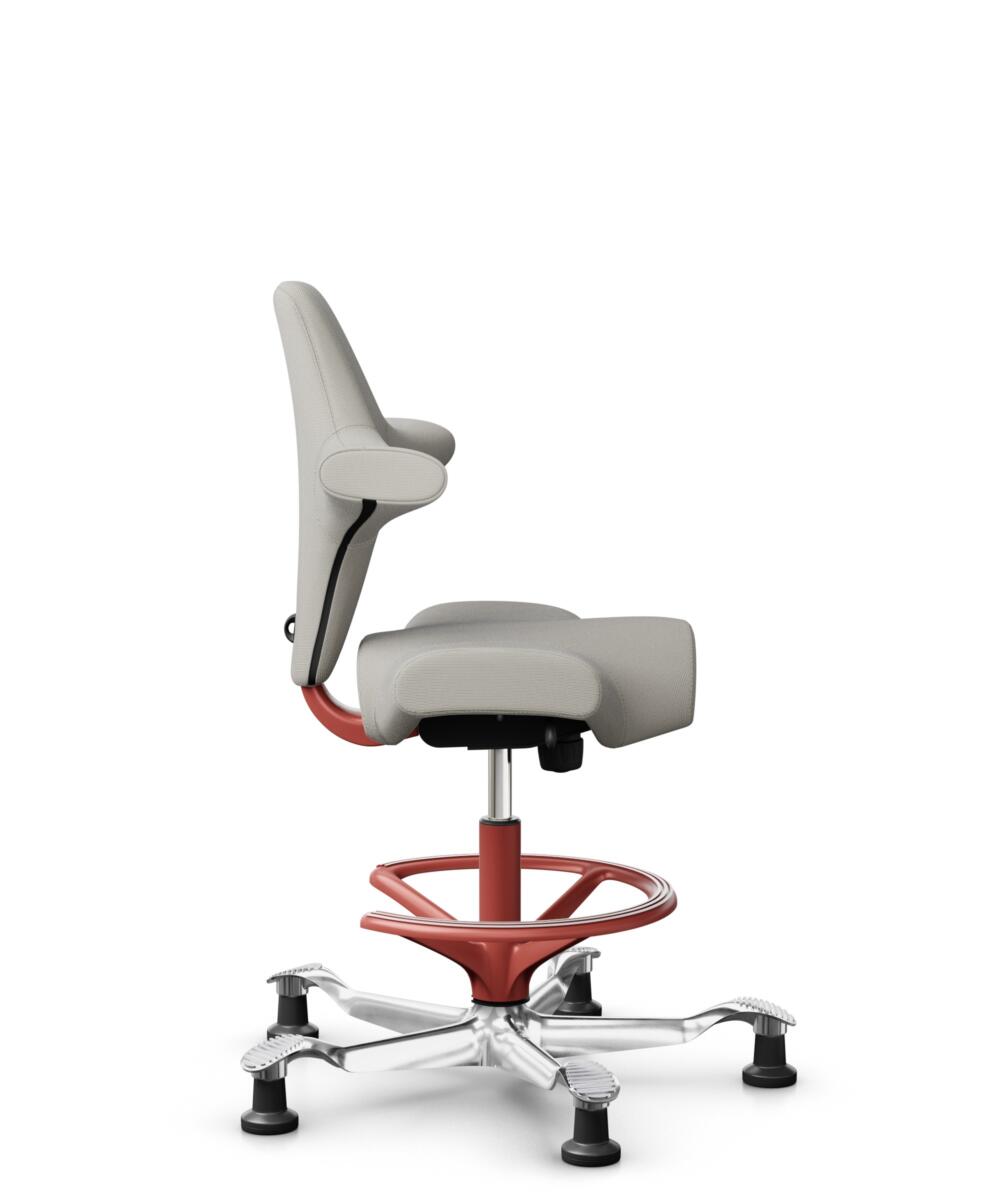 HÅG Capisco 8106 - Steelcut Trio 3 (Kvadrat) - Wol / Polyamide - STT213 - Light beige - Framekleur - Blush Rose - Gasveer - 265 mm (Zithoogte 53-79cm) - Vloercontact - Glijdoppen - Voetenring - Ja, in framekleur - Voetster - Ja, voetster in gepolijst a... - 2