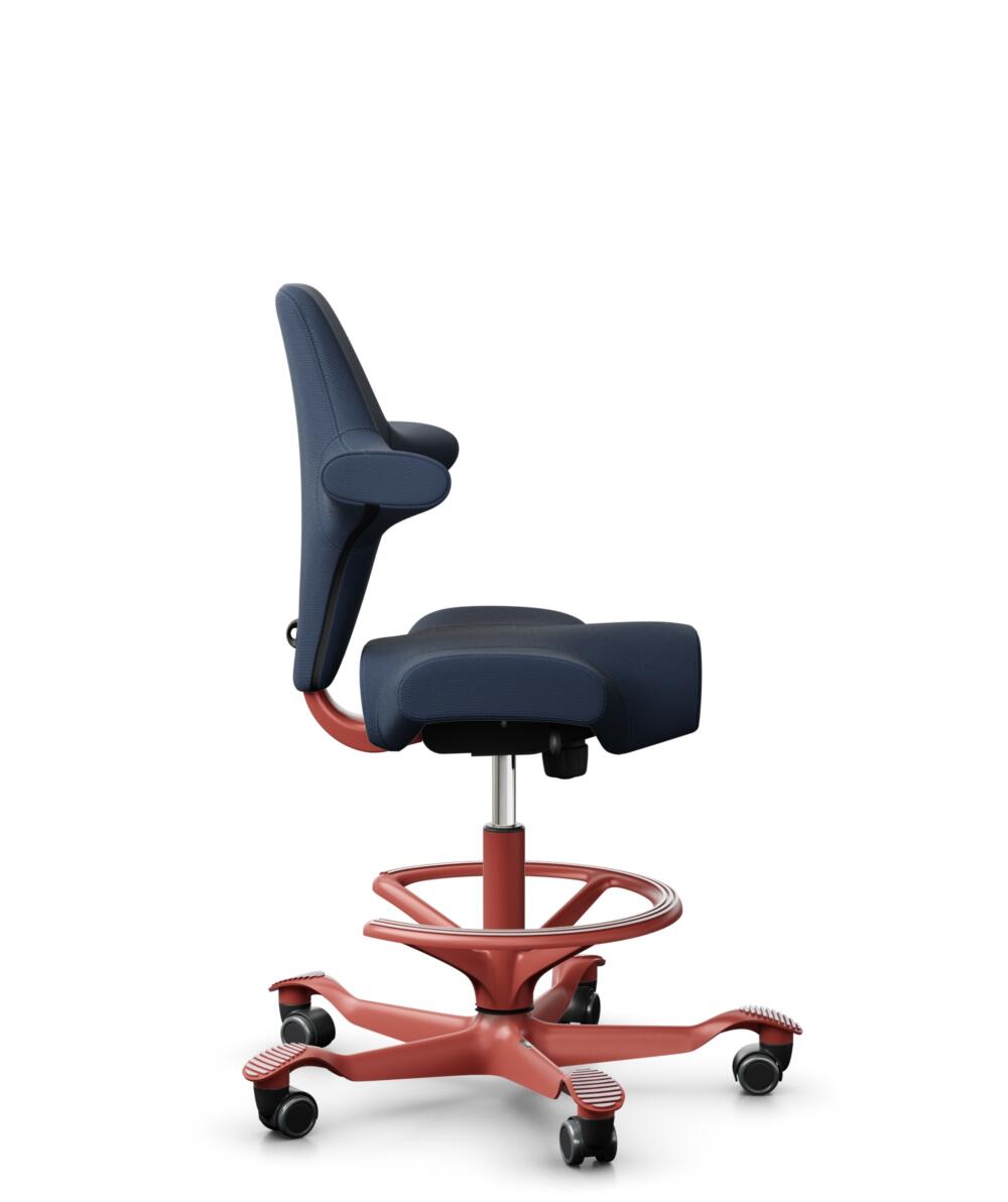 HÅG Capisco 8106 - Steelcut Trio 3 (Kvadrat) - Wol / Polyamide - STT796 - Blue - Framekleur - Blush Rose - Gasveer - 265 mm (Zithoogte 53-79cm) - Vloercontact - Harde wielen t.b.v. zachte vloeren - Voetenring - Ja, in framekleur - Voetster - Nee, voets... - 2
