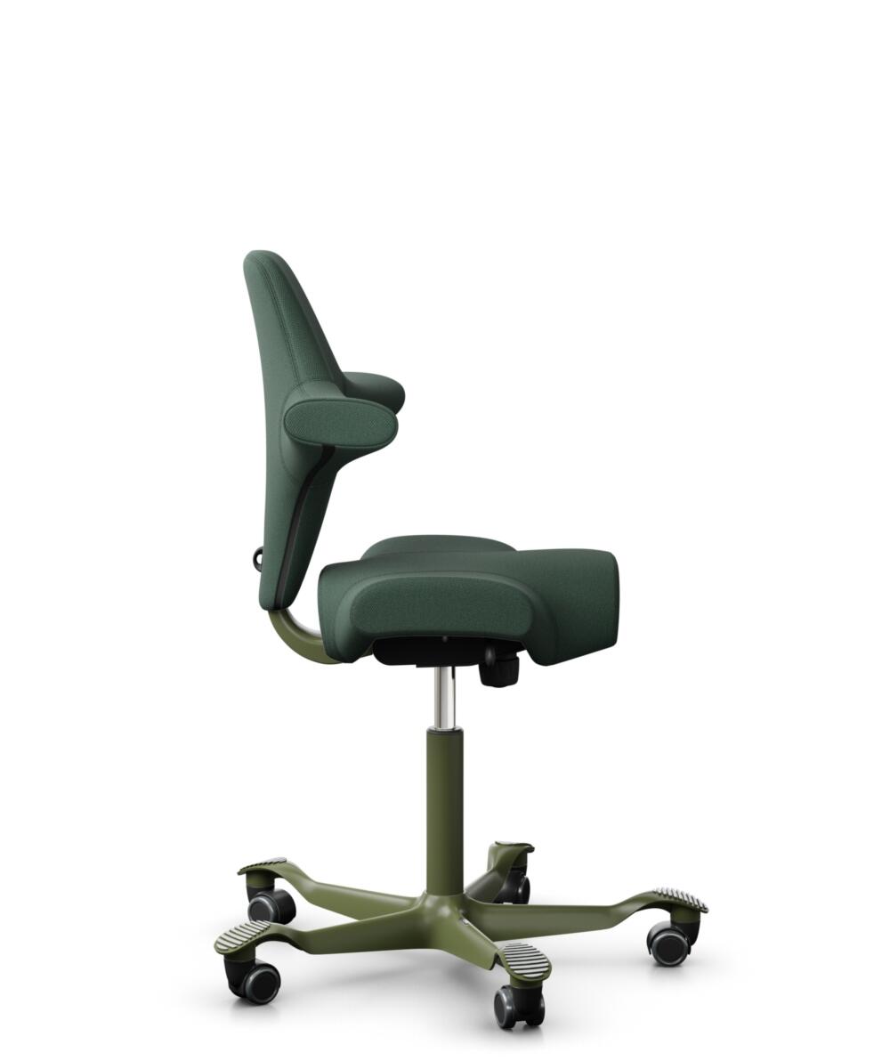 HÅG Capisco 8106 - Steelcut Trio 3 (Kvadrat) - Wol / Polyamide - STT966 - Brown grey - Framekleur - Moss Grey - Gasveer - 200 mm (Zithoogte 46-64cm) - Vloercontact - Zachte wielen t.b.v. harde vloeren - Voetenring - Nee, geen voetenring - Voetster - Ne... - 2