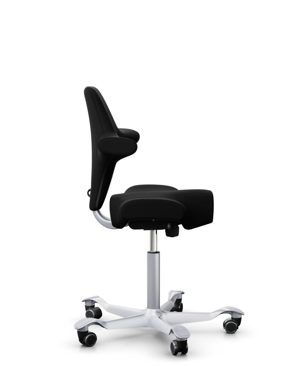 HÅG Capisco 8106 - Steelcut 3 (Kvadrat) - Wol / Polyamide - STT190 - Black - Framekleur - Zilver - Gasveer - 150 mm (Zithoogte 40-55cm) - Vloercontact - Harde wielen t.b.v. zachte vloeren - Voetenring - Nee, geen voetenring - Voetster - Nee, voetster i... - 2