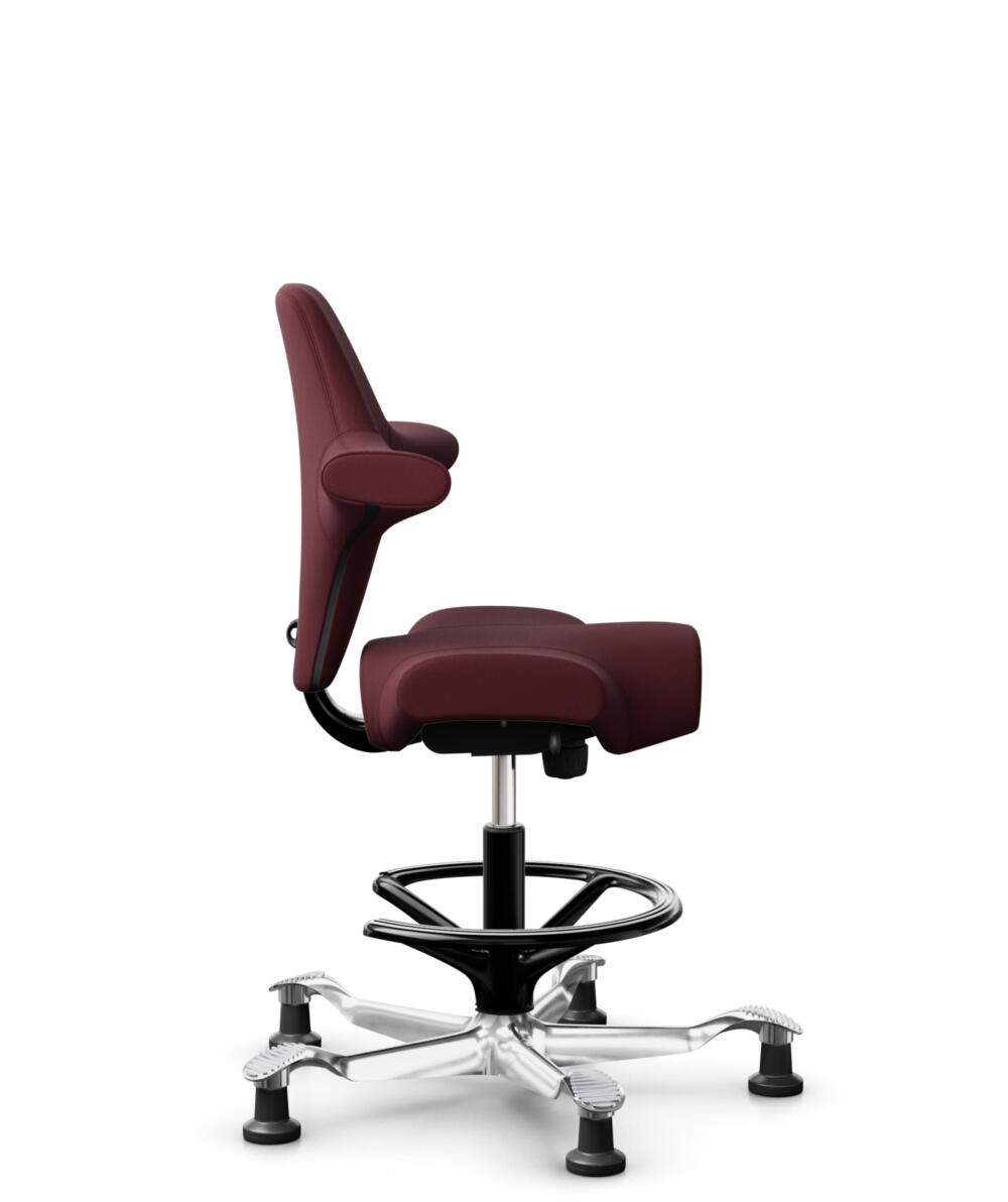 HÅG Capisco 8106 - Steelcut 3 (Kvadrat) - Wol / Polyamide - STT682 Chestnut - Framekleur - Zwart - Gasveer - 200 mm (Zithoogte 46-64cm) - Vloercontact - Glijdoppen - Voetenring - Ja, in framekleur - Voetster - Ja, voetster in gepolijst aluminium - 2