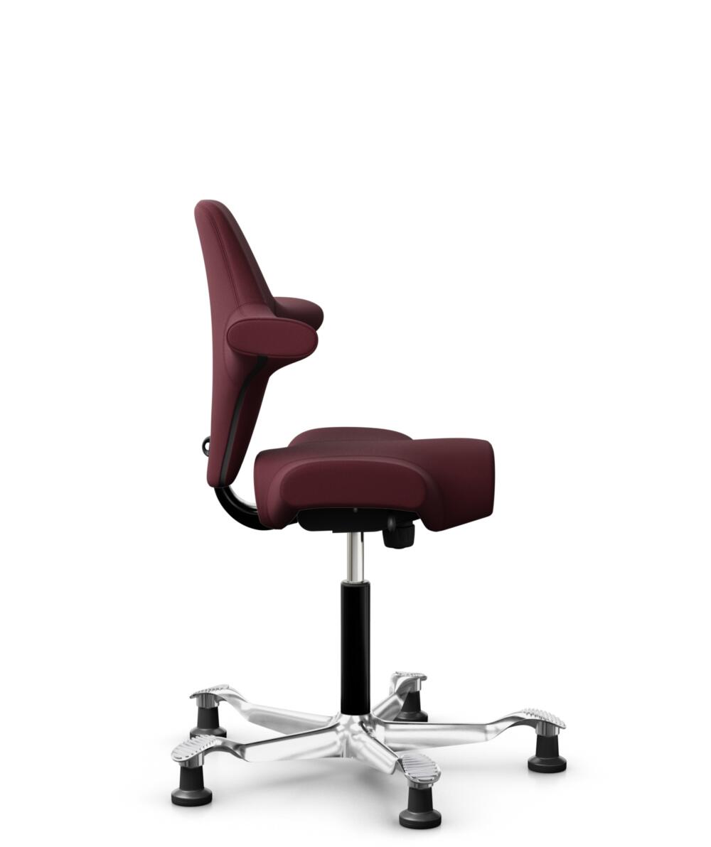 HÅG Capisco 8106 - Steelcut 3 (Kvadrat) - Wol / Polyamide - STT682 Chestnut - Framekleur - Zwart - Gasveer - 265 mm (Zithoogte 53-79cm) - Vloercontact - Glijdoppen - Voetenring - Nee, geen voetenring - Voetster - Ja, voetster in gepolijst aluminium - 2