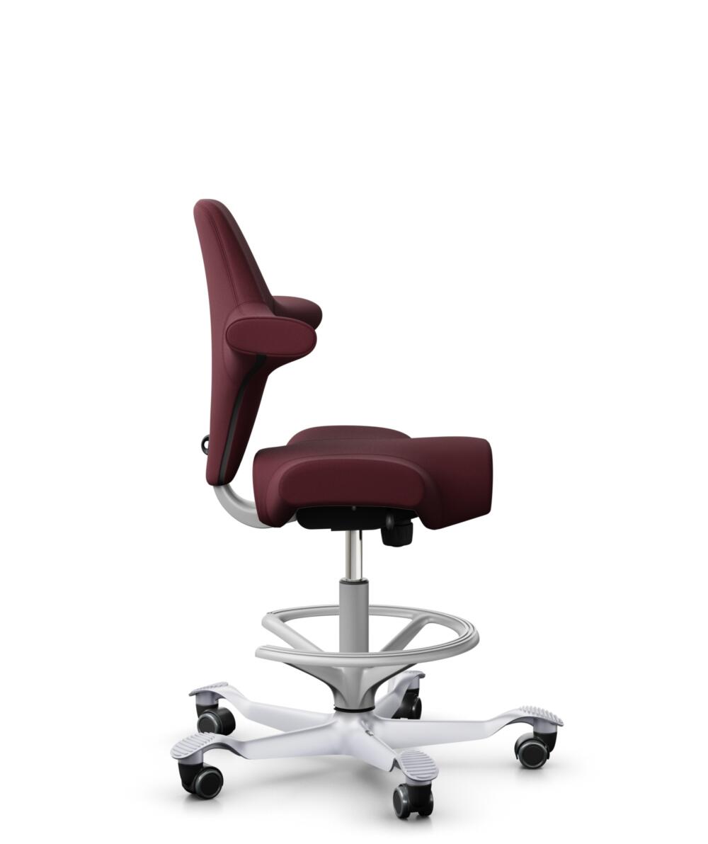 HÅG Capisco 8106 - Steelcut 3 (Kvadrat) - Wol / Polyamide - STT682 Chestnut - Framekleur - Zilver - Gasveer - 200 mm (Zithoogte 46-64cm) - Vloercontact - Zachte wielen t.b.v. harde vloeren - Voetenring - Ja, in framekleur - Voetster - Nee, voetster in ... - 2