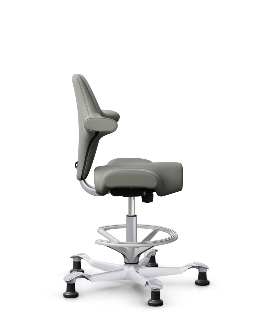 HÅG Capisco 8106 - Paloma Soft (Wollsdorf) - Semi-aniline Leder - PL55115 Warm grey - Framekleur - Zilver - Gasveer - 265 mm (Zithoogte 53-79cm) - Vloercontact - Glijdoppen - Voetenring - Ja, in framekleur - Voetster - Nee, voetster in framekleur - 1