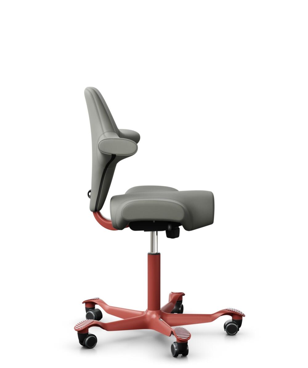 HÅG Capisco 8106 - Paloma Soft (Wollsdorf) - Semi-aniline Leder - PL55115 Warm grey - Framekleur - Blush Rose - Gasveer - 200 mm (Zithoogte 46-64cm) - Vloercontact - Harde wielen t.b.v. zachte vloeren - Voetenring - Nee, geen voetenring - Voetster - Ne... - 3